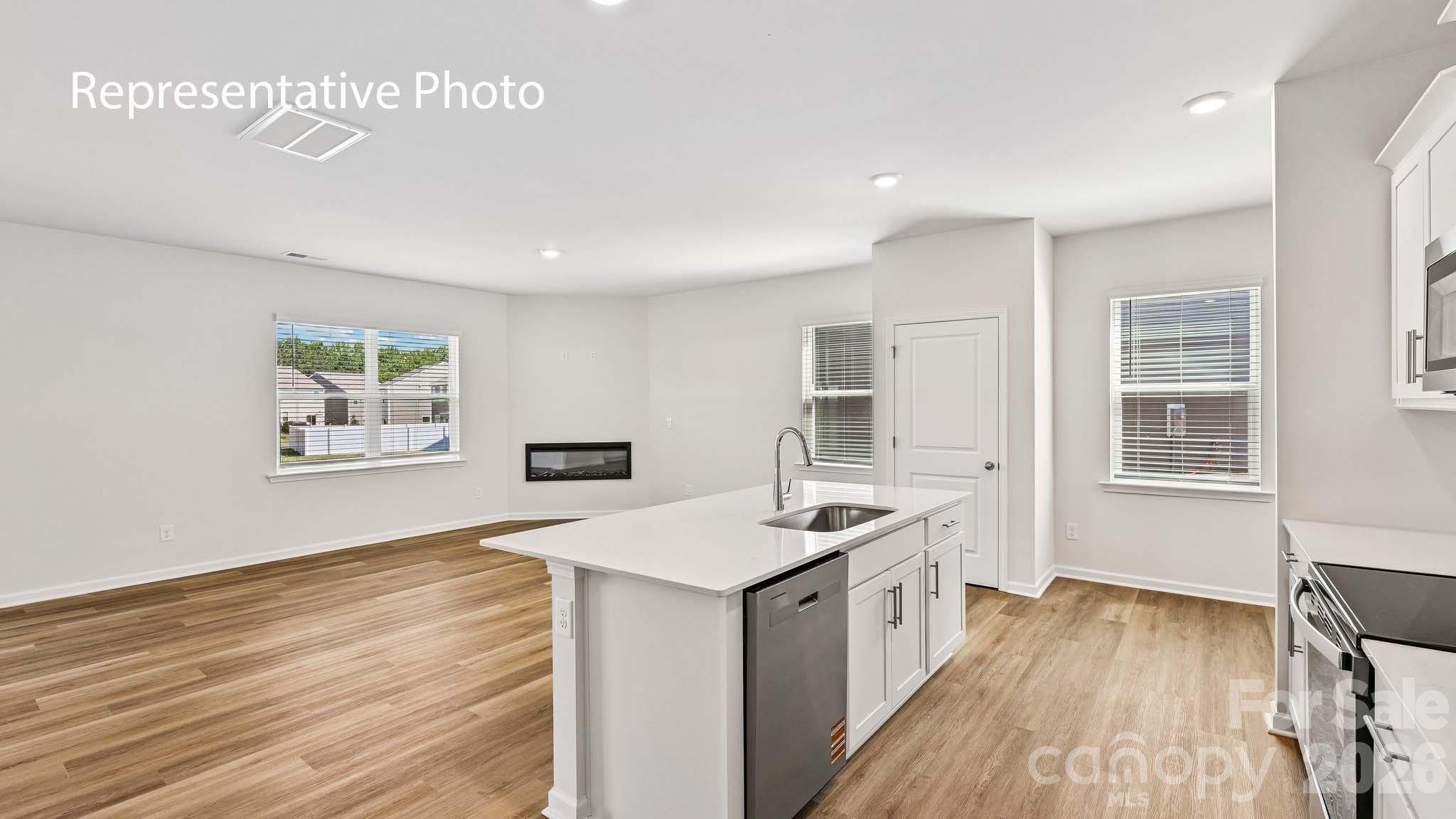 1437 7th Street Drive Property Photo 12