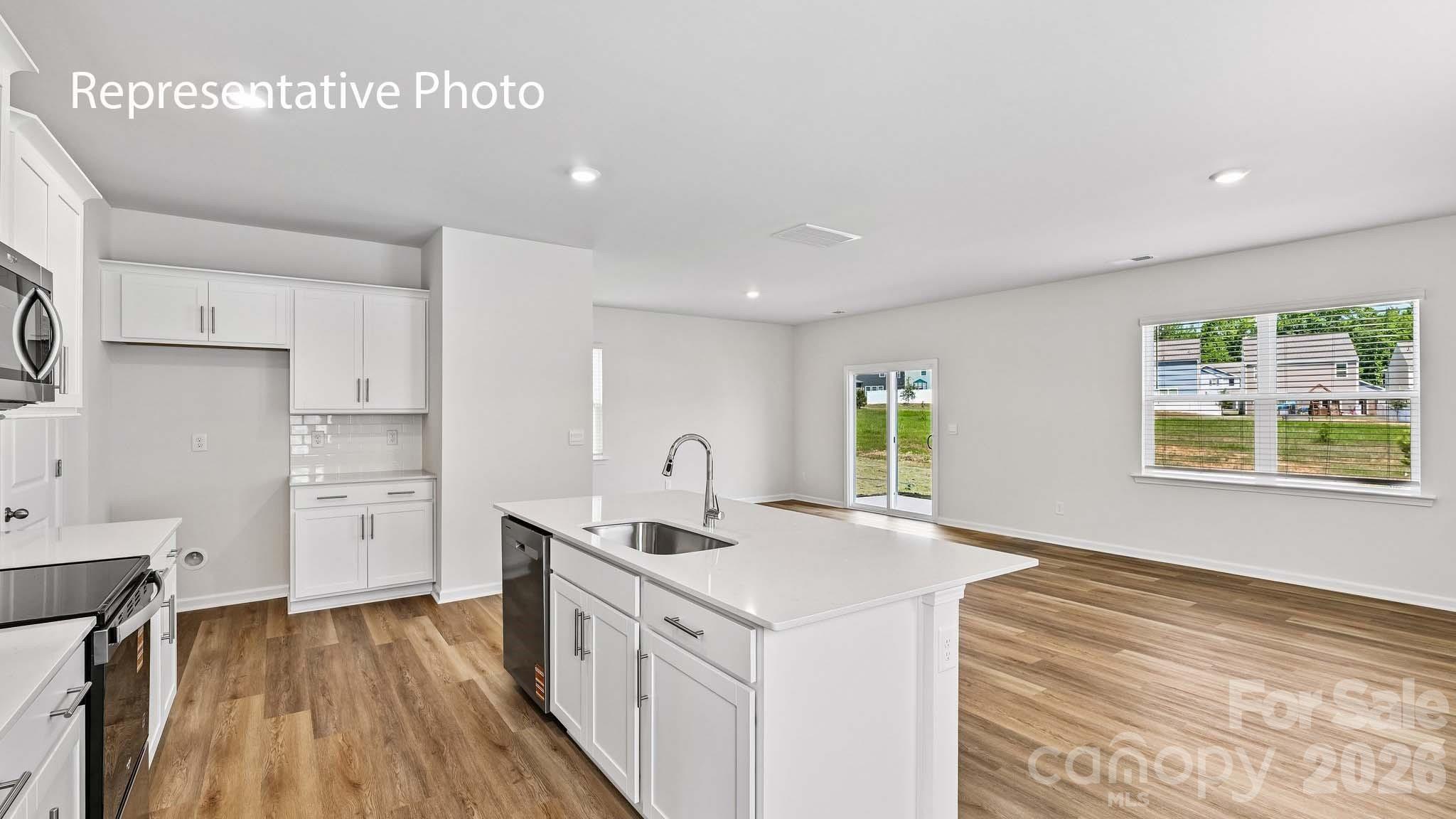 1437 7th Street Drive Property Photo 13