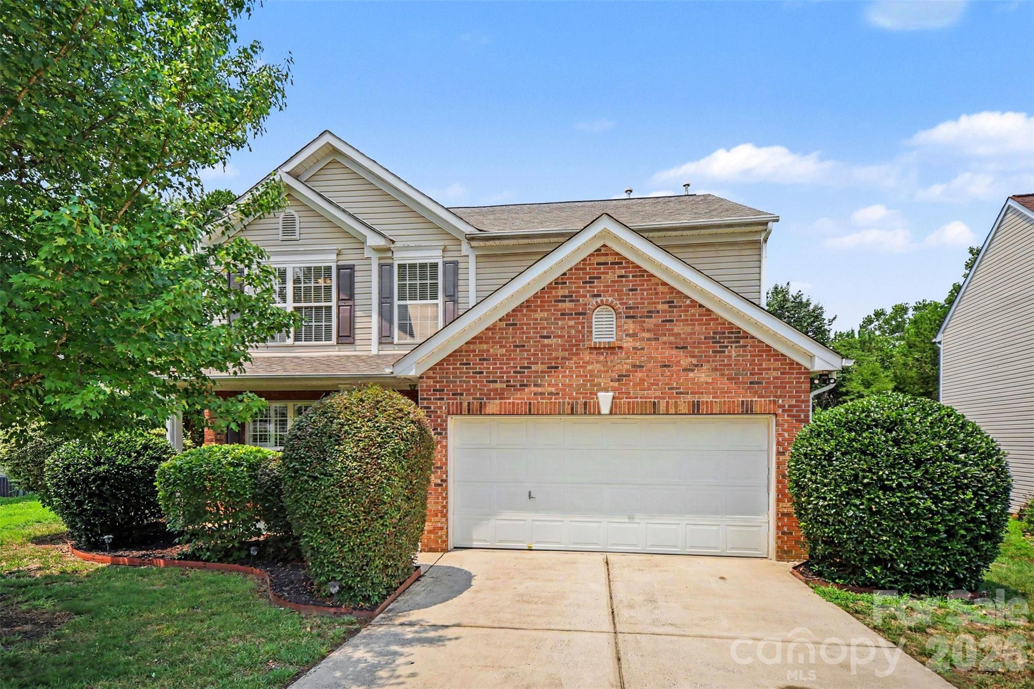 717 Pawley Drive Property Photo 2