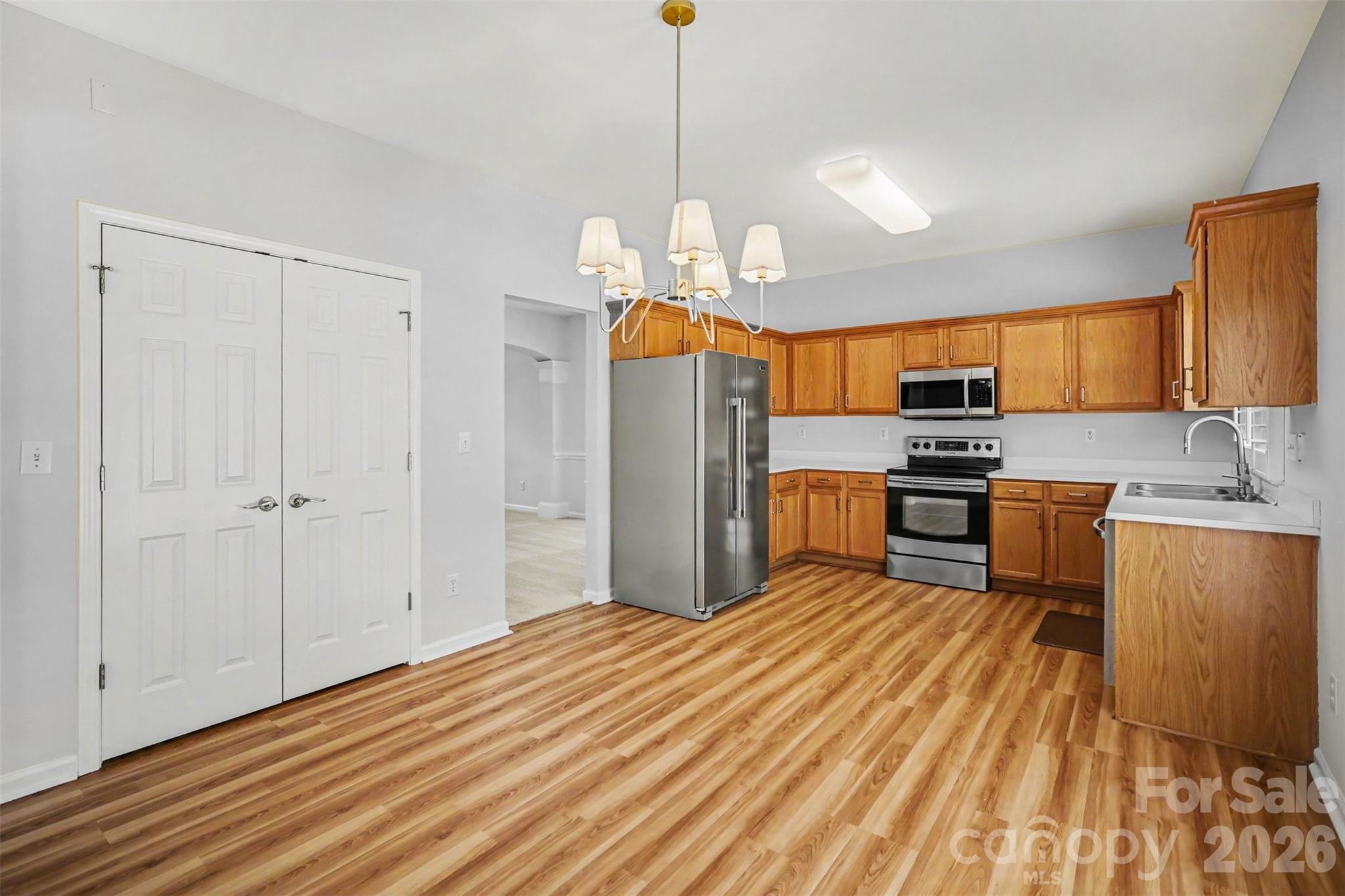 717 Pawley Drive Property Photo 12