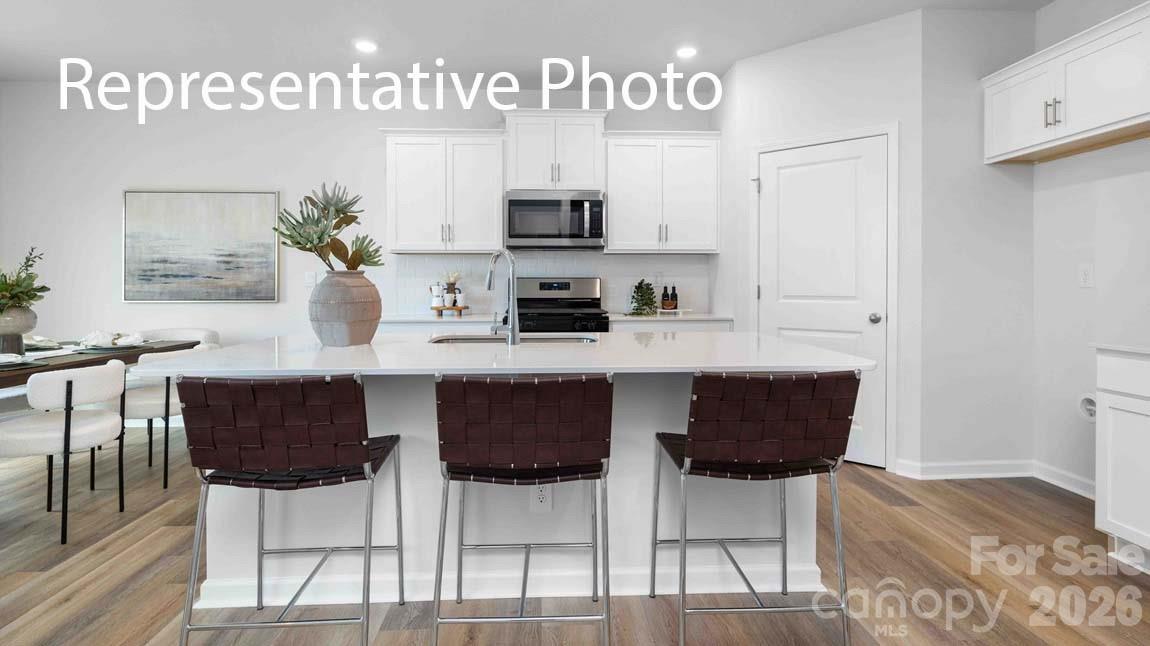 509 Blackpool Court Property Photo 6