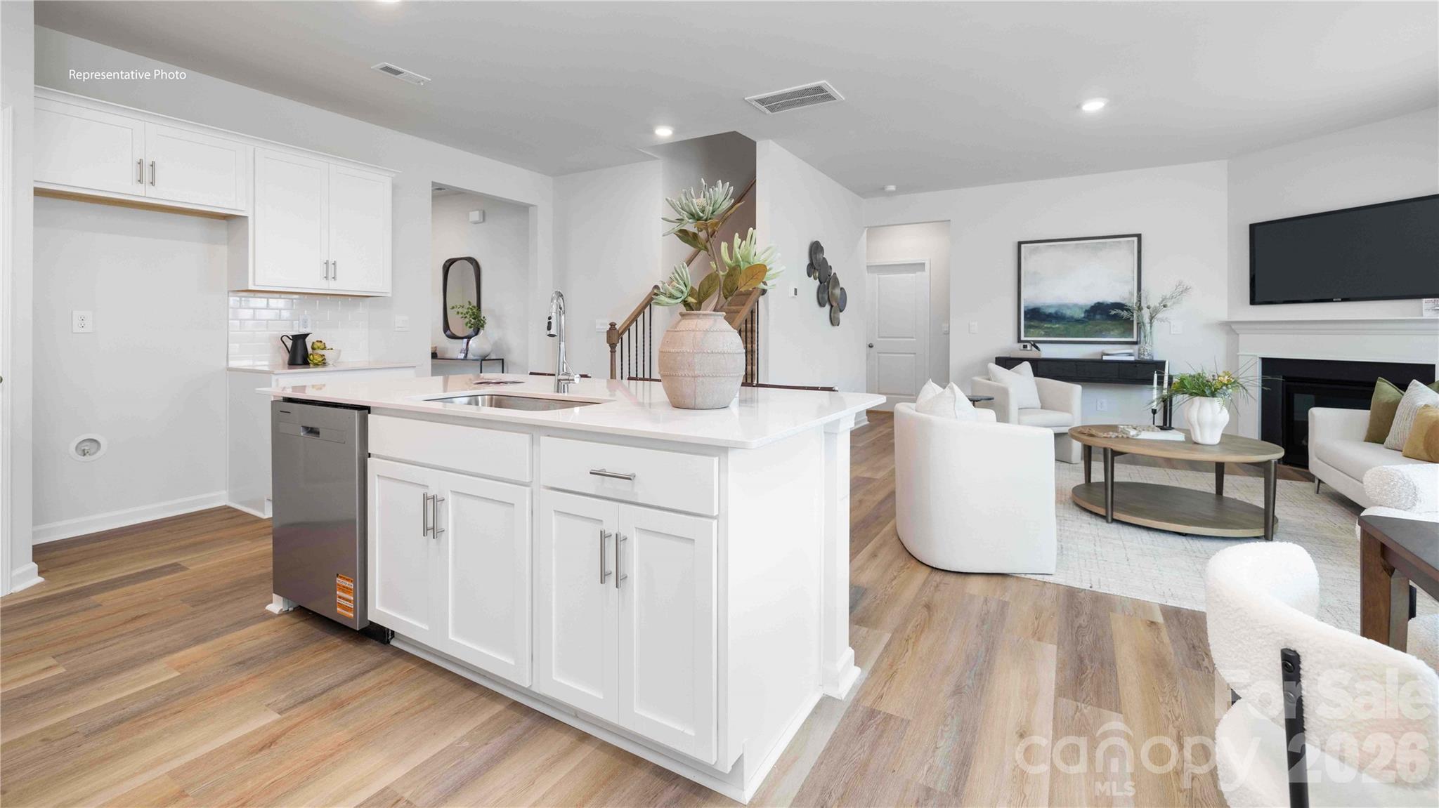 509 Blackpool Court Property Photo 8