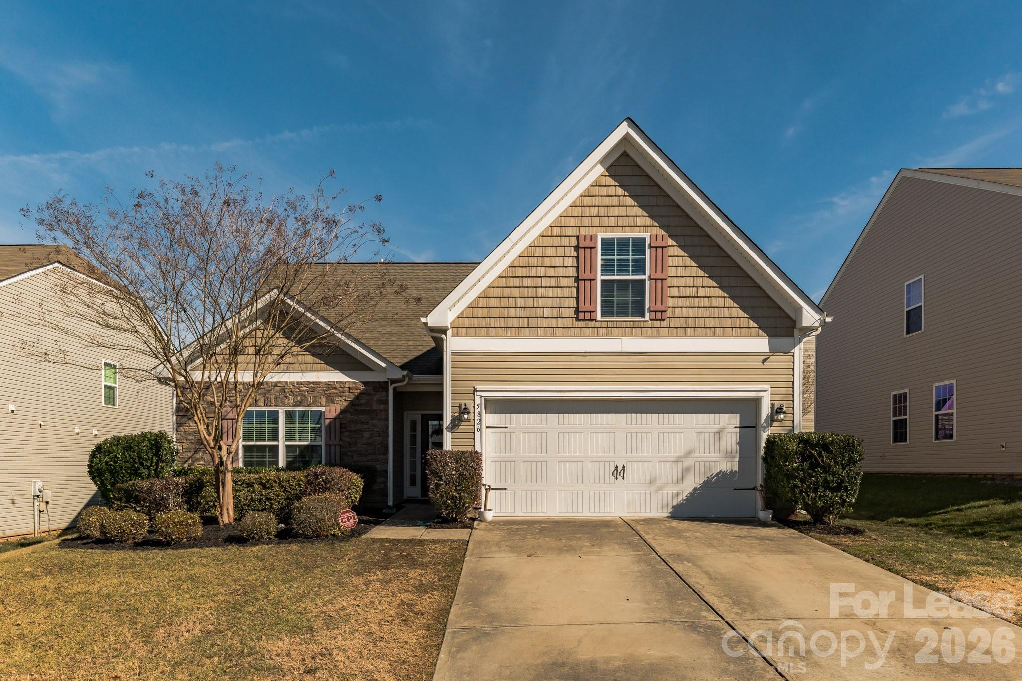5826 Castlecove Road Property Photo 1