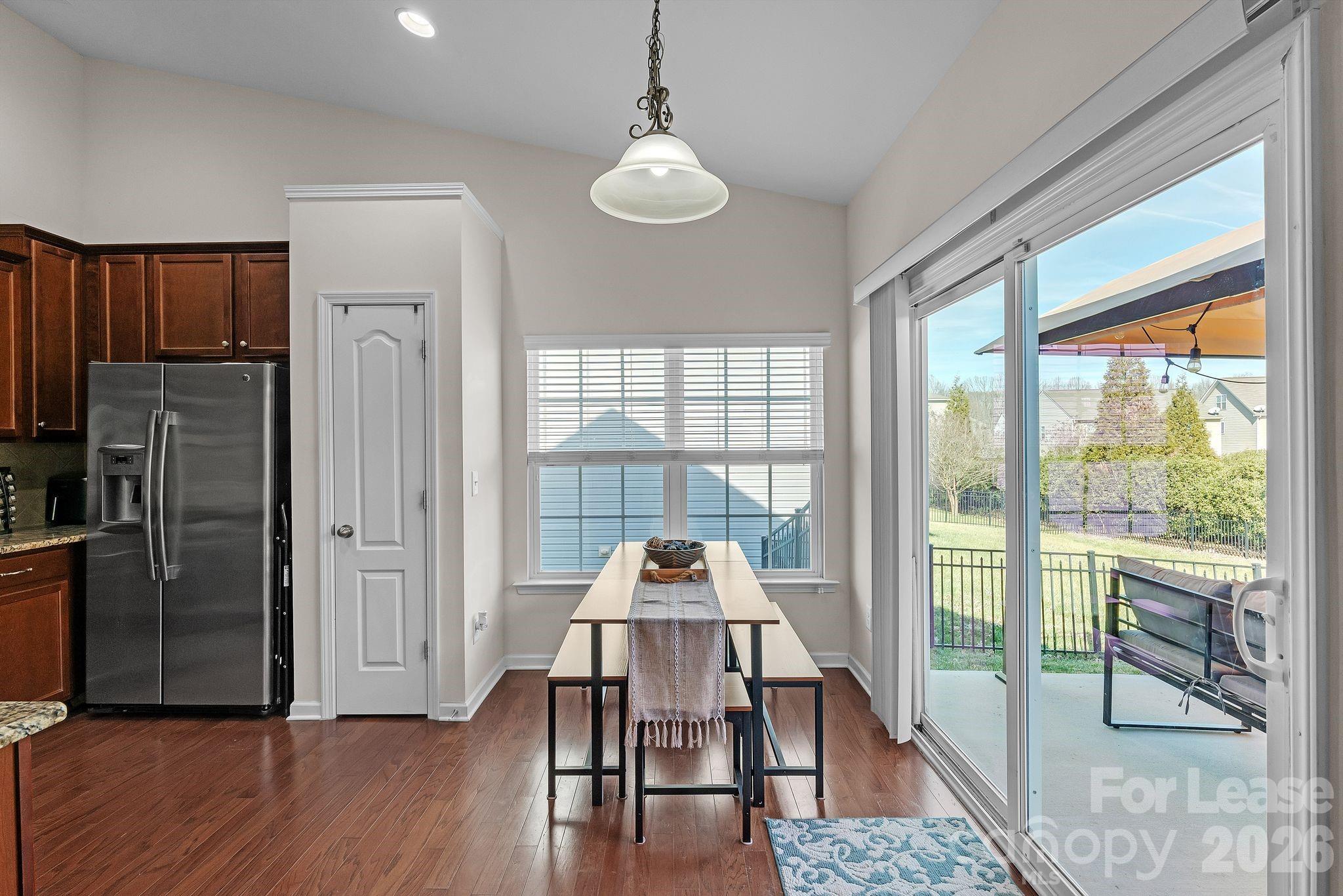 5826 Castlecove Road Property Photo 9