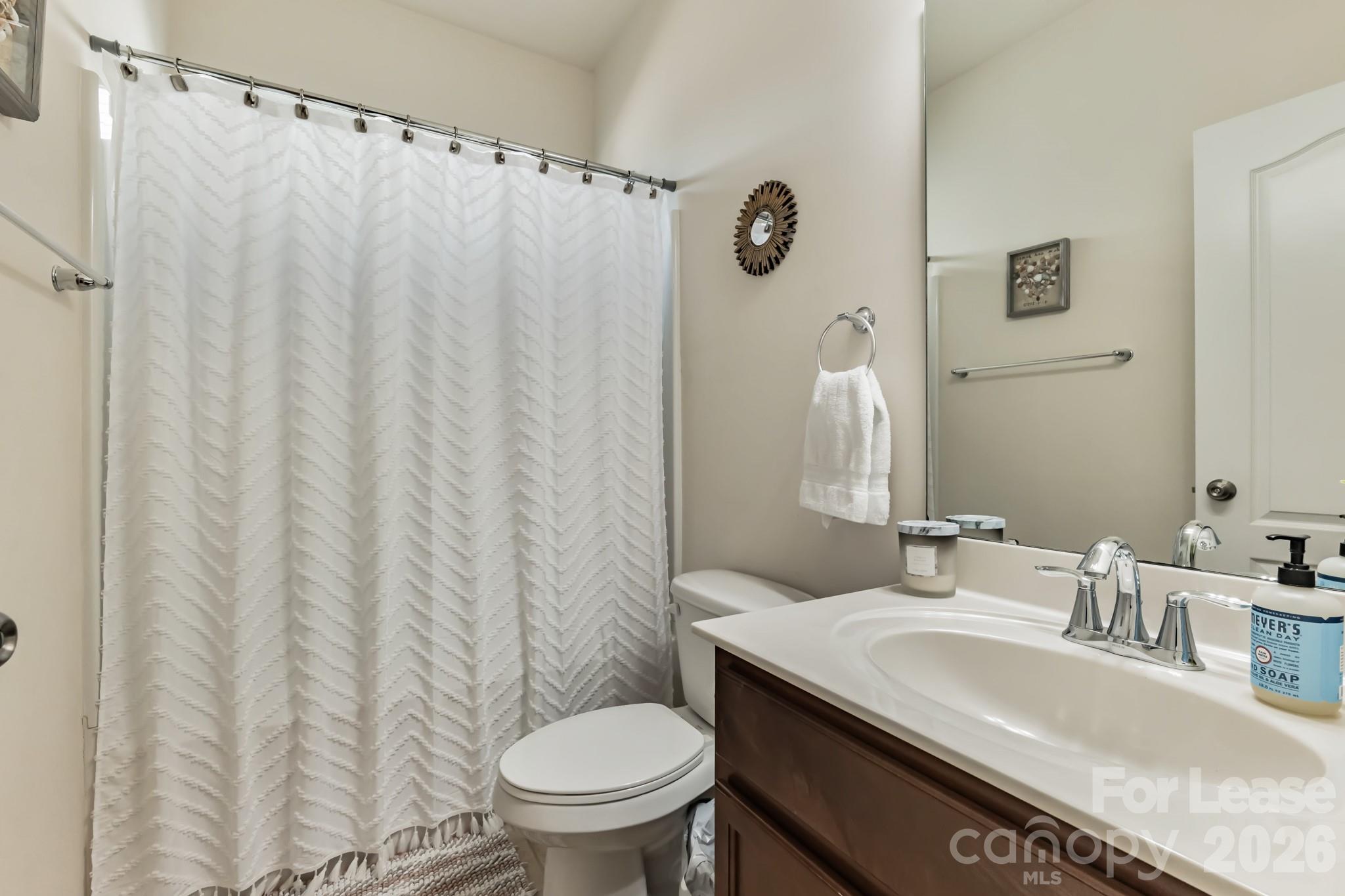 5826 Castlecove Road Property Photo 20