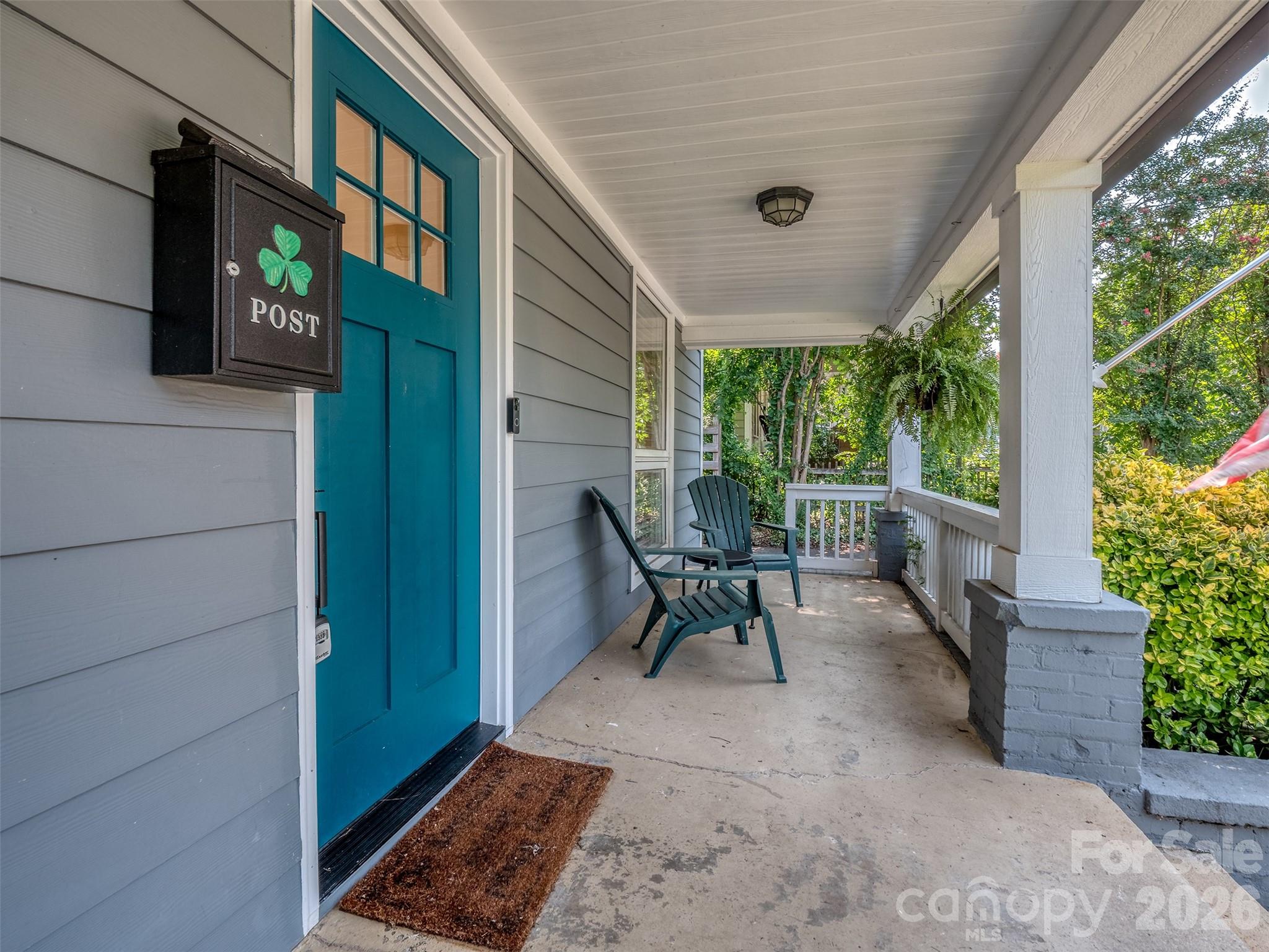 1221 Kennon Street Property Photo 4