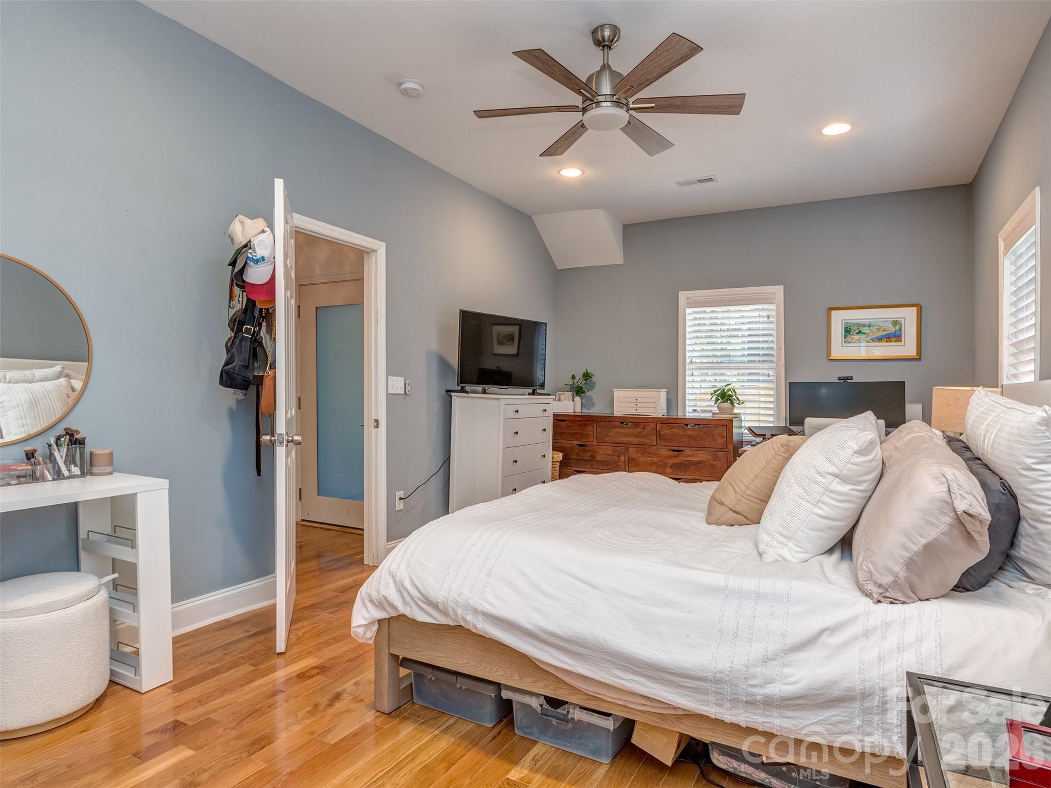 1221 Kennon Street Property Photo 18