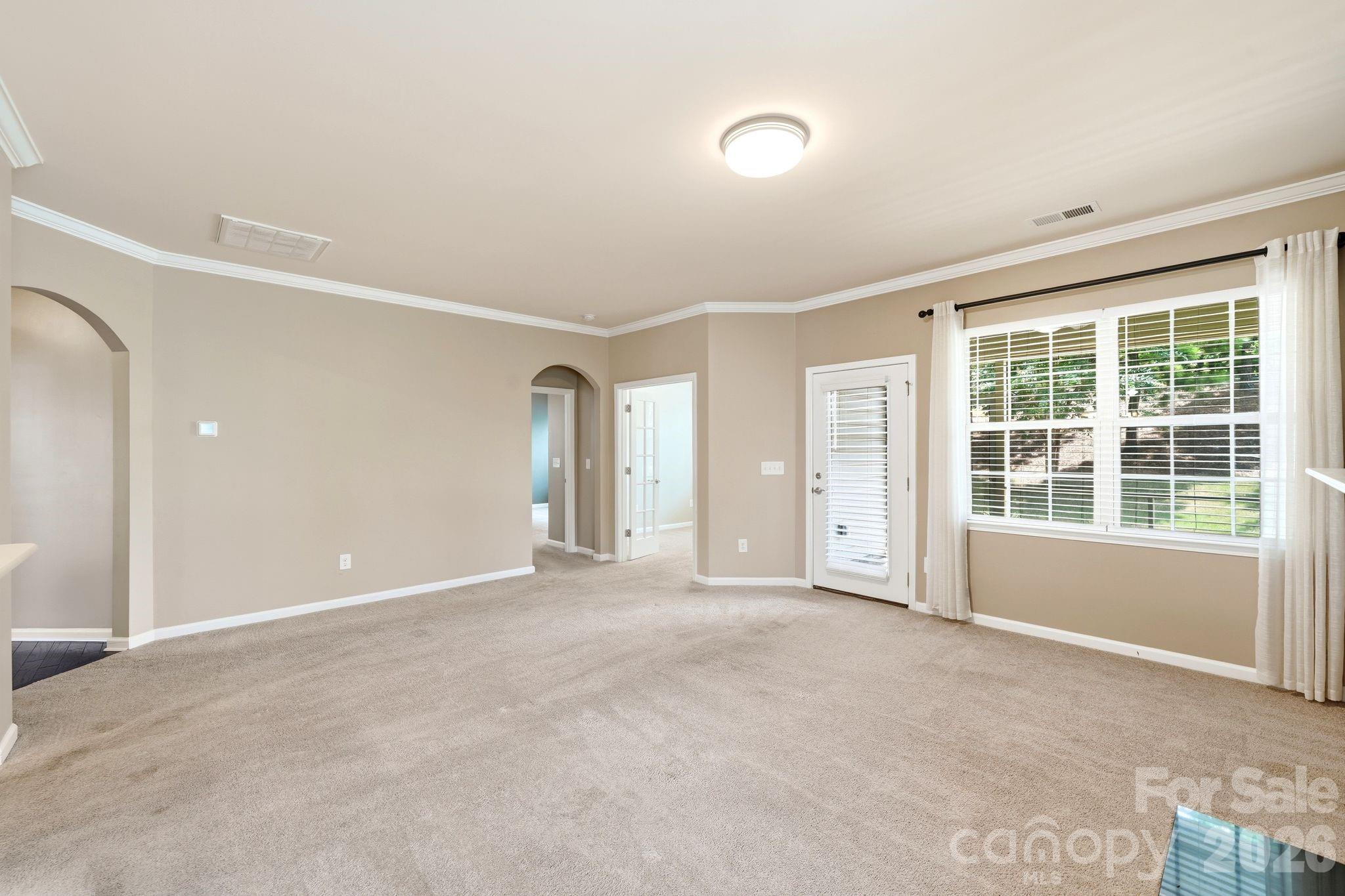 13313 Canterbury Castle Drive Property Photo 8