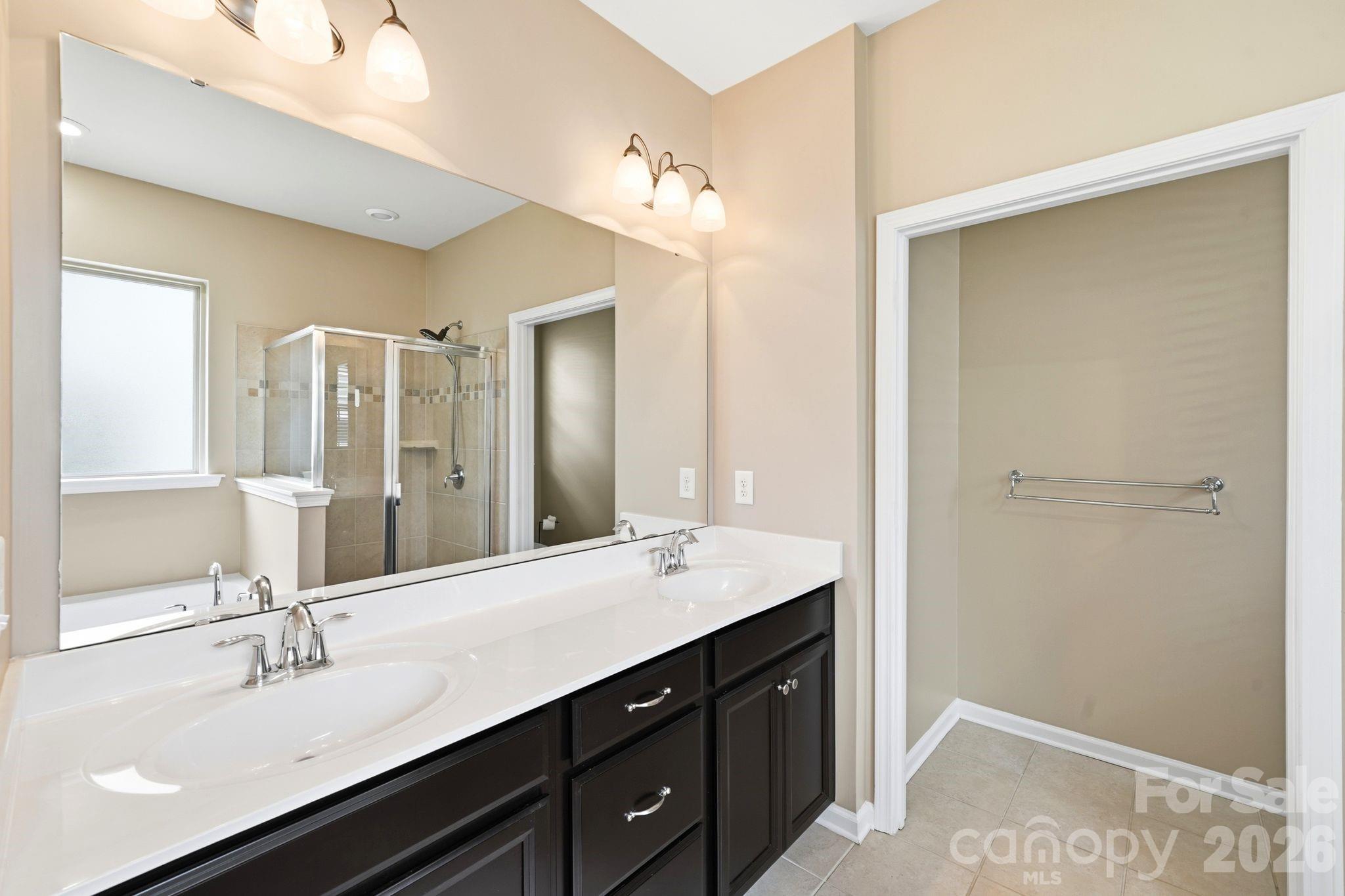 13313 Canterbury Castle Drive Property Photo 22