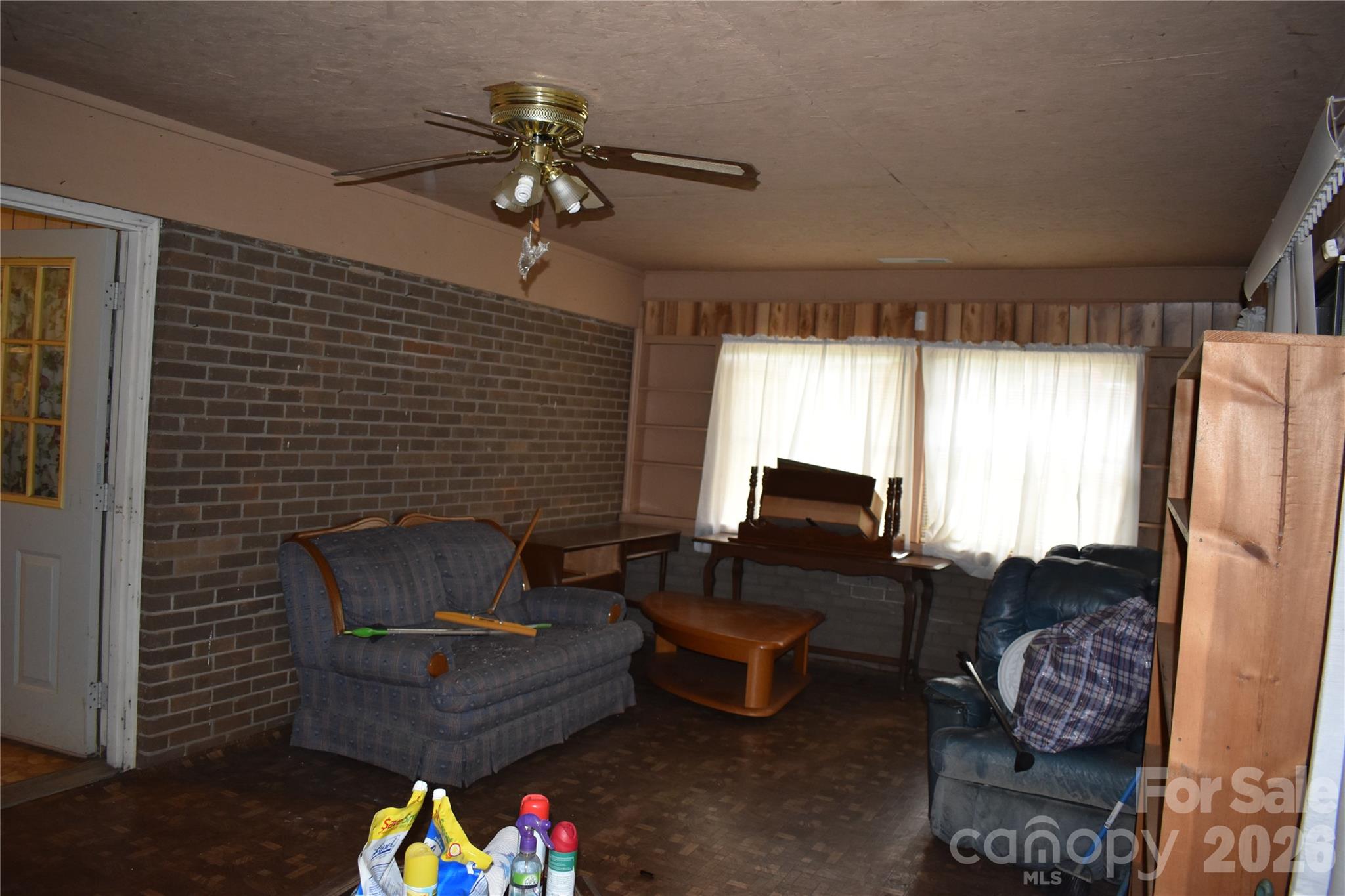 115 Weeks Road Property Photo 6