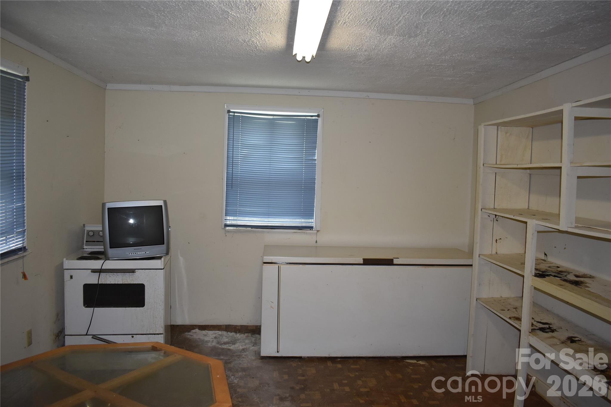 115 Weeks Road Property Photo 14