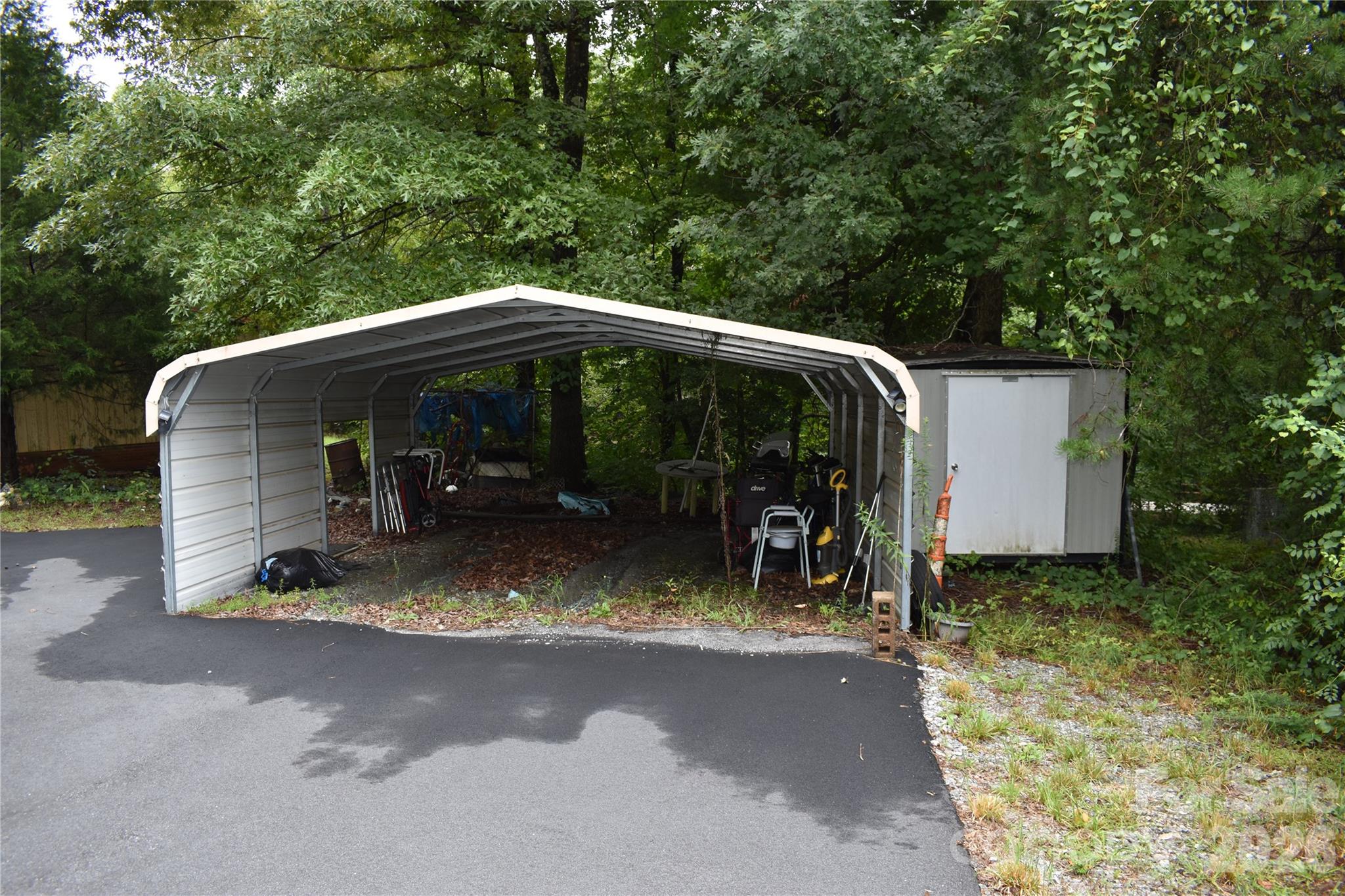 115 Weeks Road Property Photo 33
