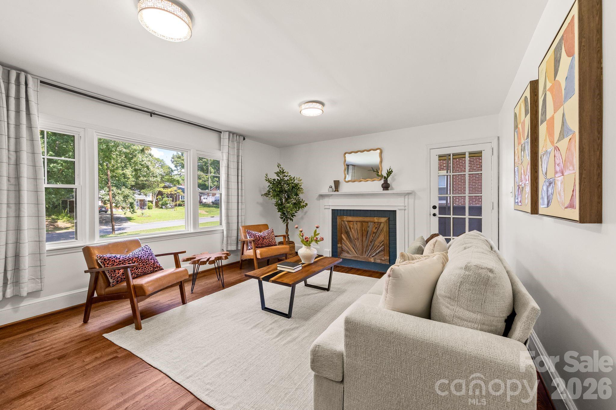 2220 Arnold Drive Property Photo 3