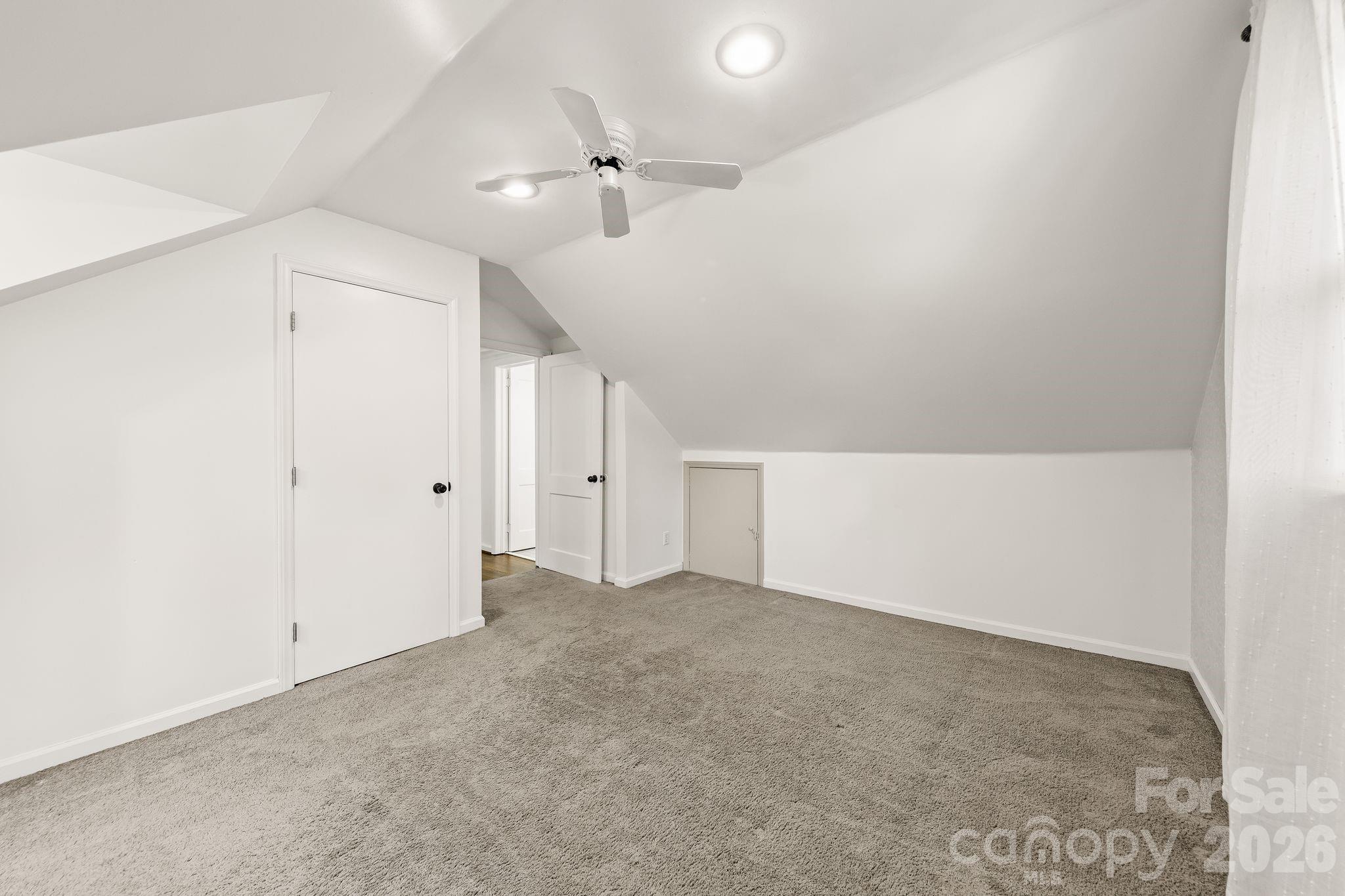 2220 Arnold Drive Property Photo 25