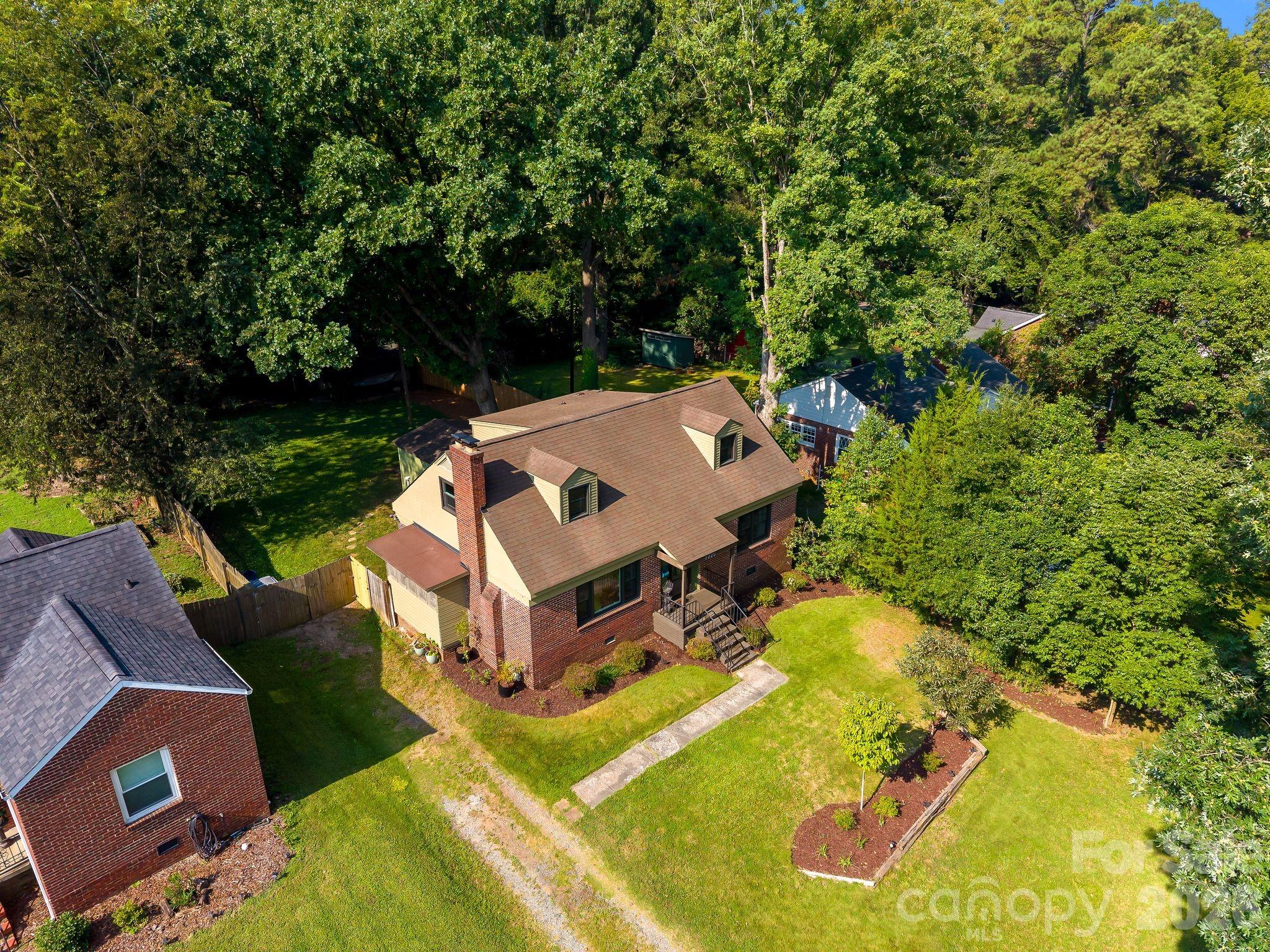 2220 Arnold Drive Property Photo 39