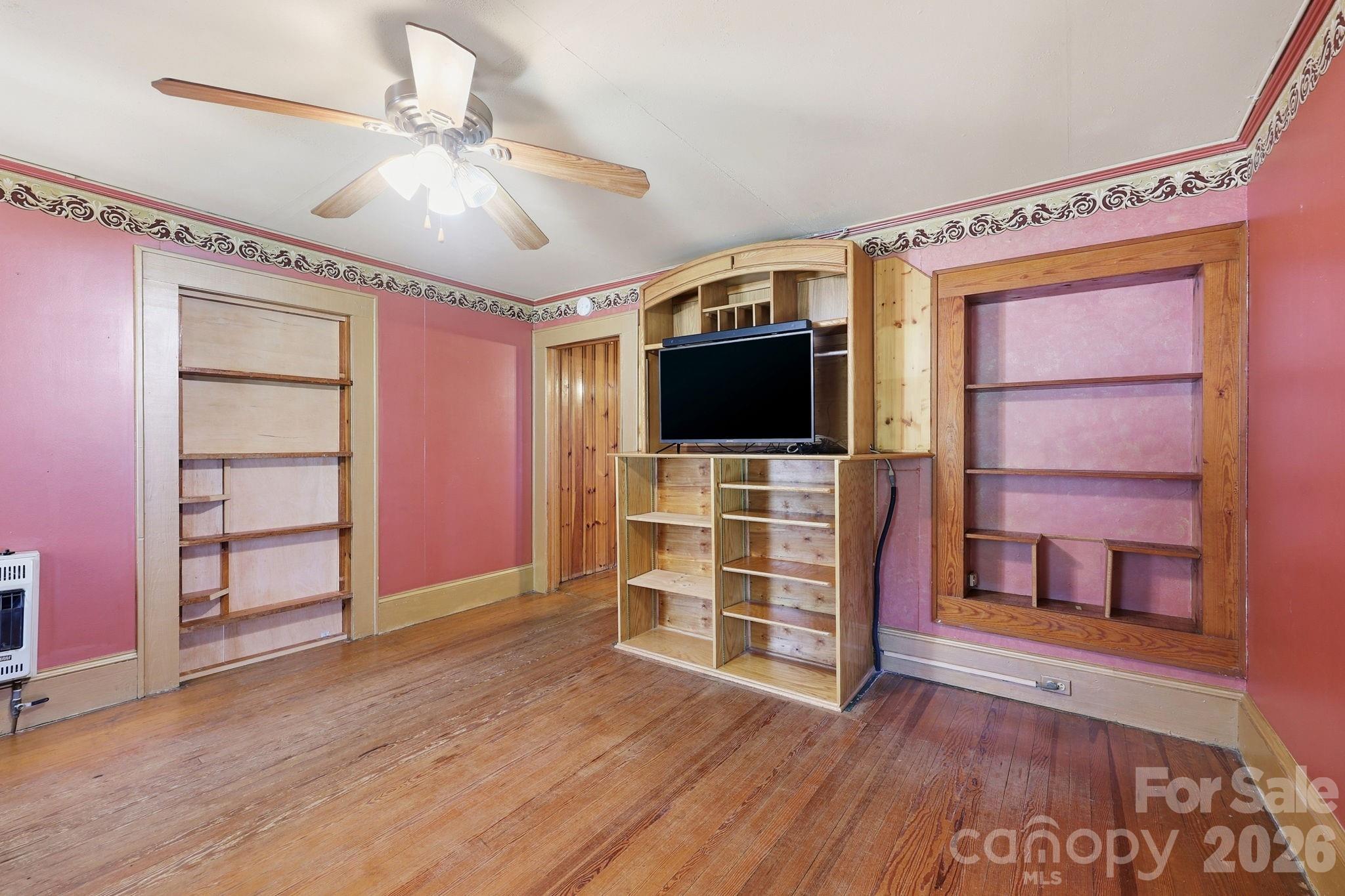 1816 2nd Street Property Photo 5