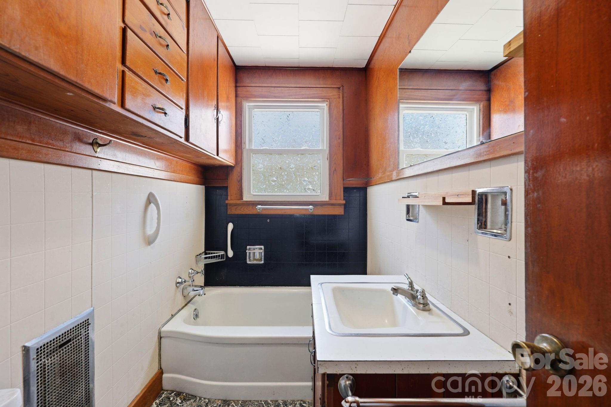 1816 2nd Street Property Photo 16