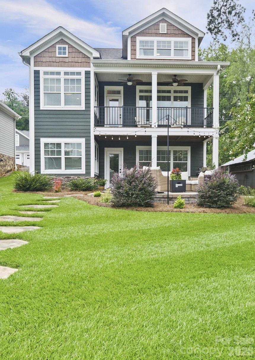 698 Lake Head Road Property Photo 1