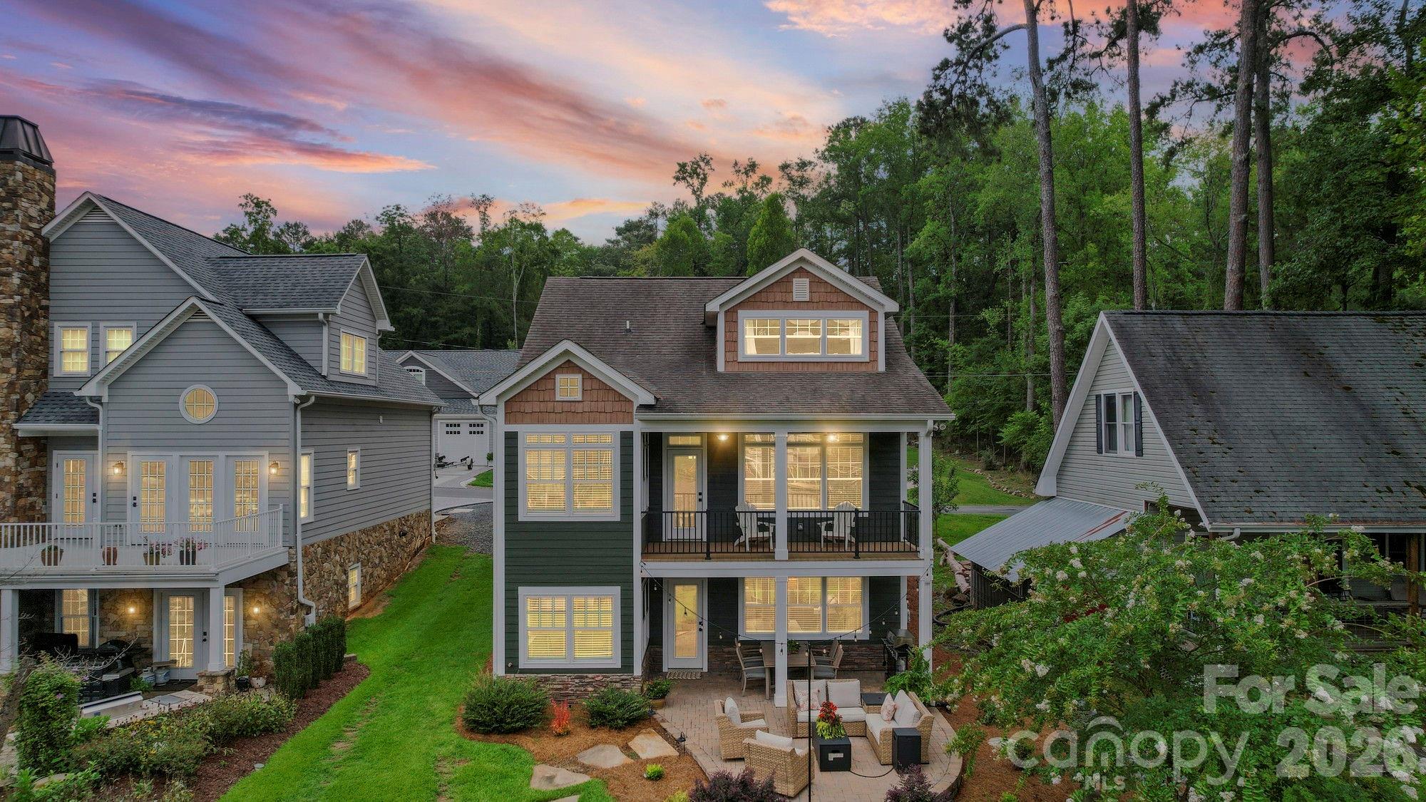 698 Lake Head Road Property Photo 3