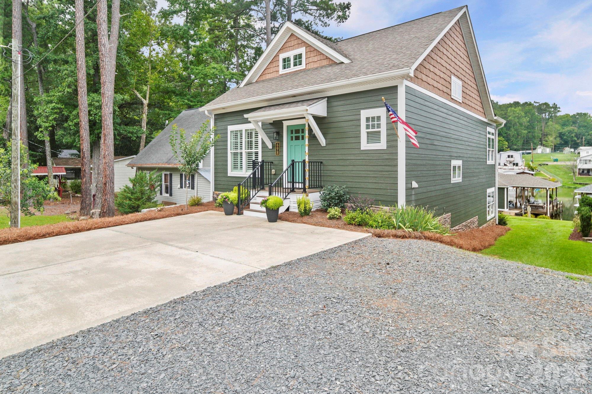 698 Lake Head Road Property Photo 8