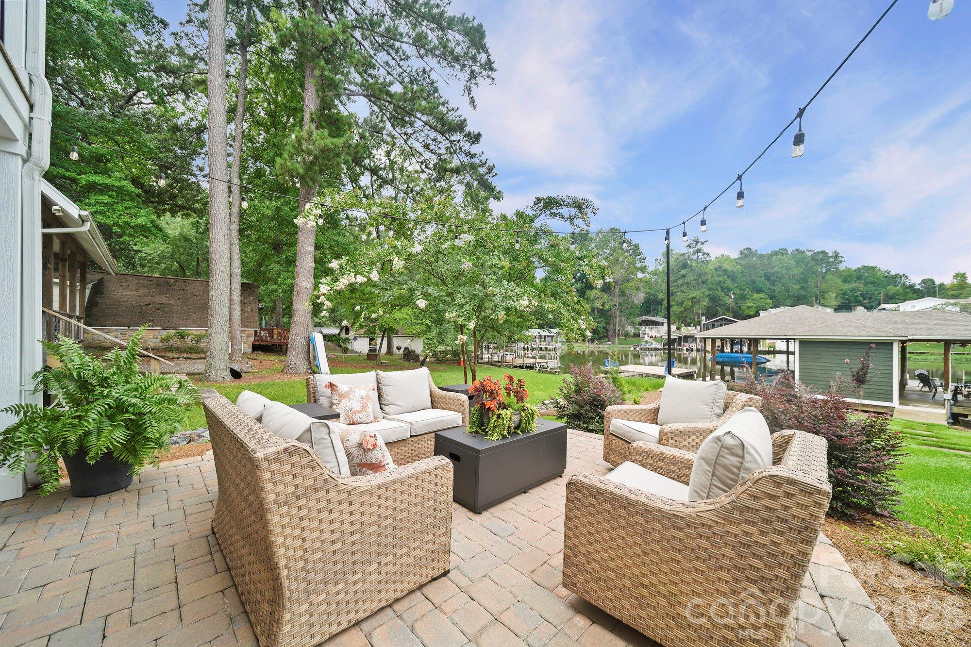 698 Lake Head Road Property Photo 15