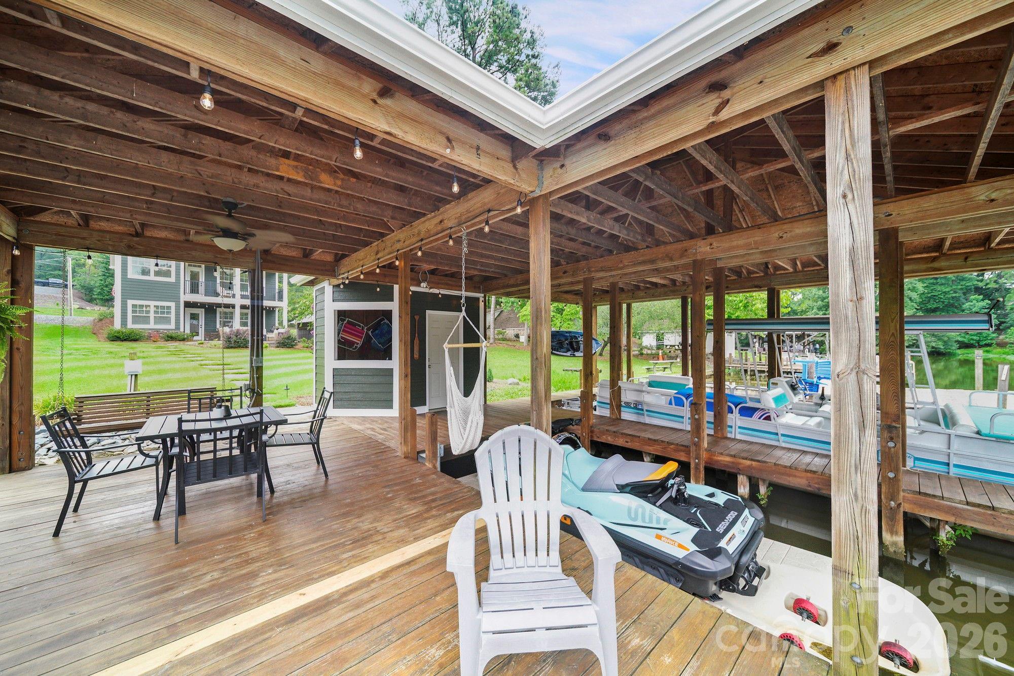 698 Lake Head Road Property Photo 18