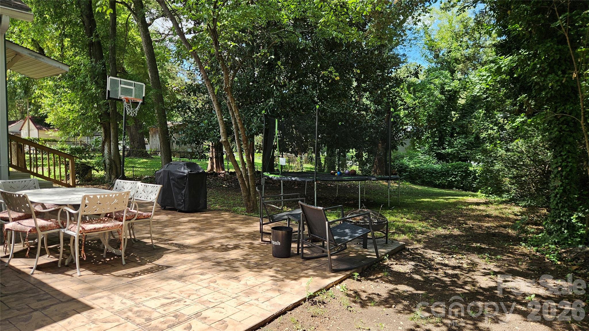 607 3rd Street Property Photo 14