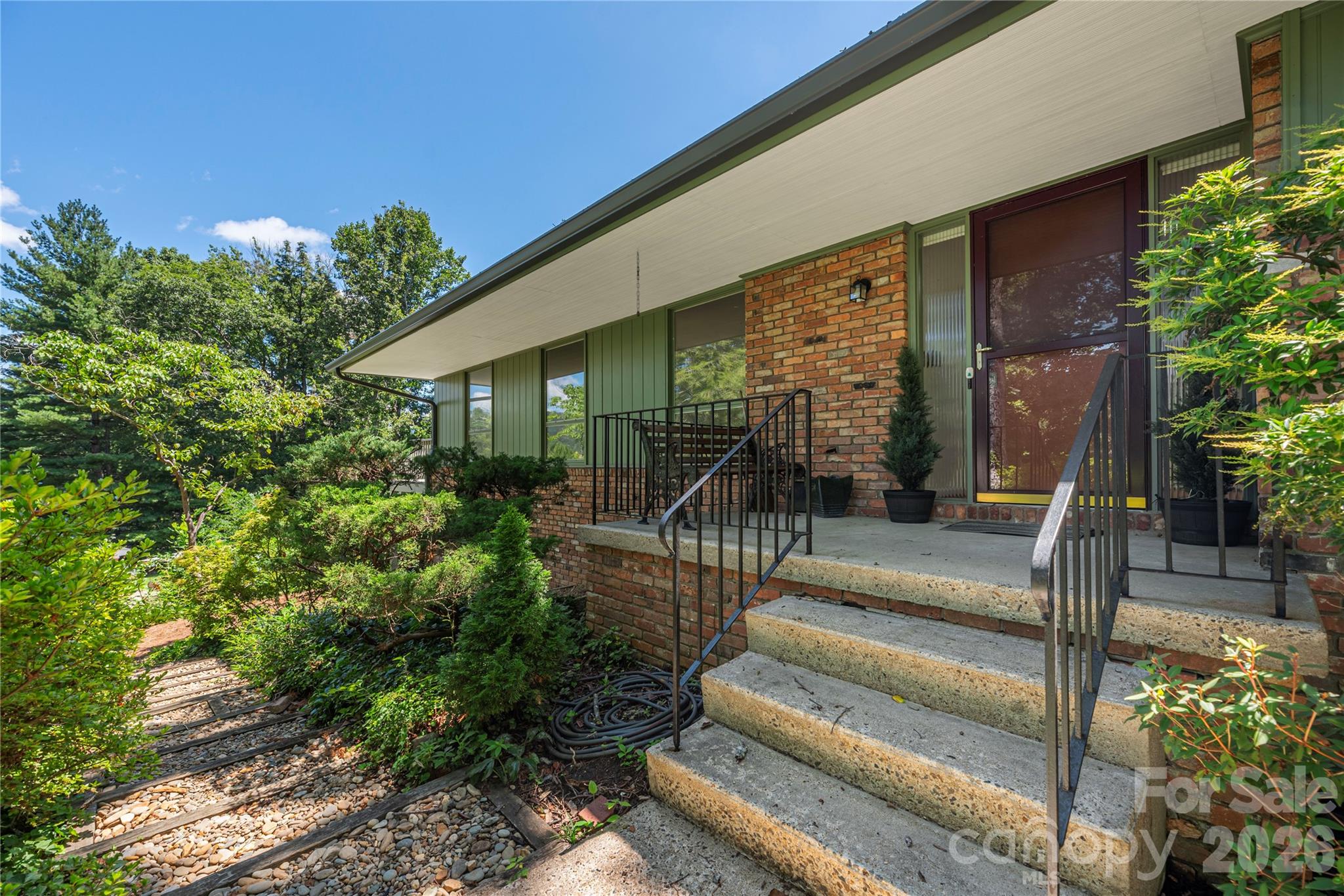 38 Forest View Drive Property Photo 1