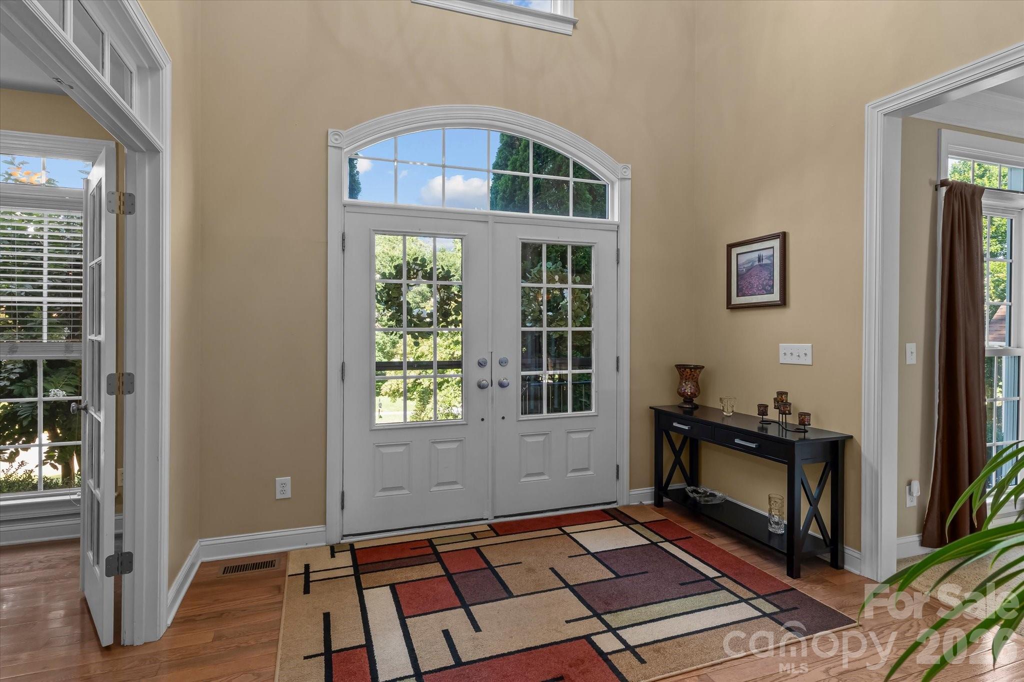 228 Forest Walk Way Property Photo 3