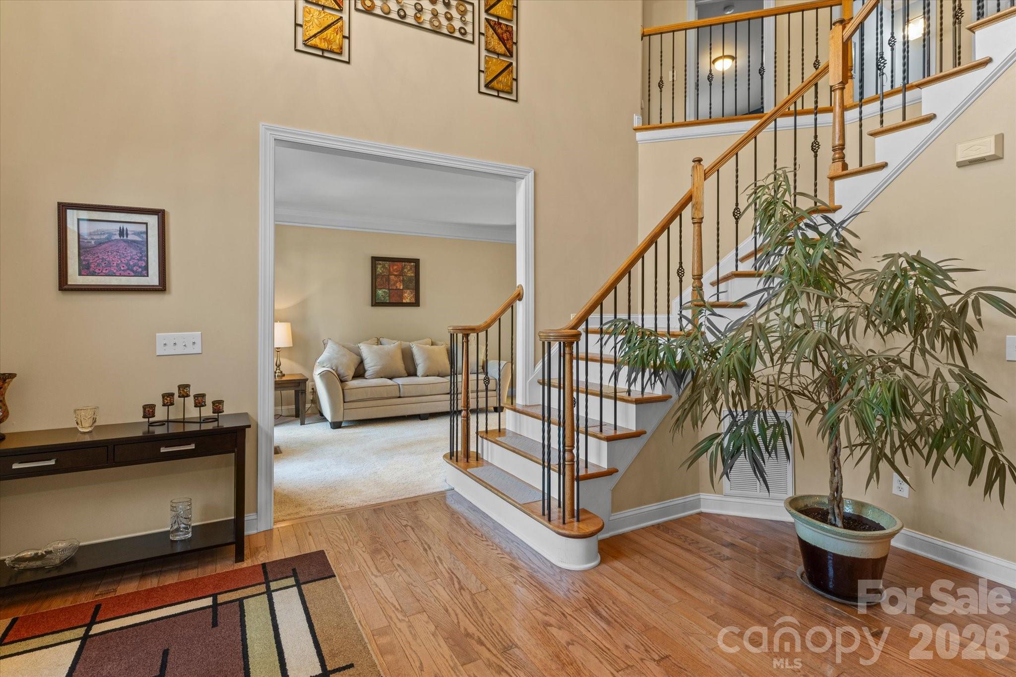 228 Forest Walk Way Property Photo 4