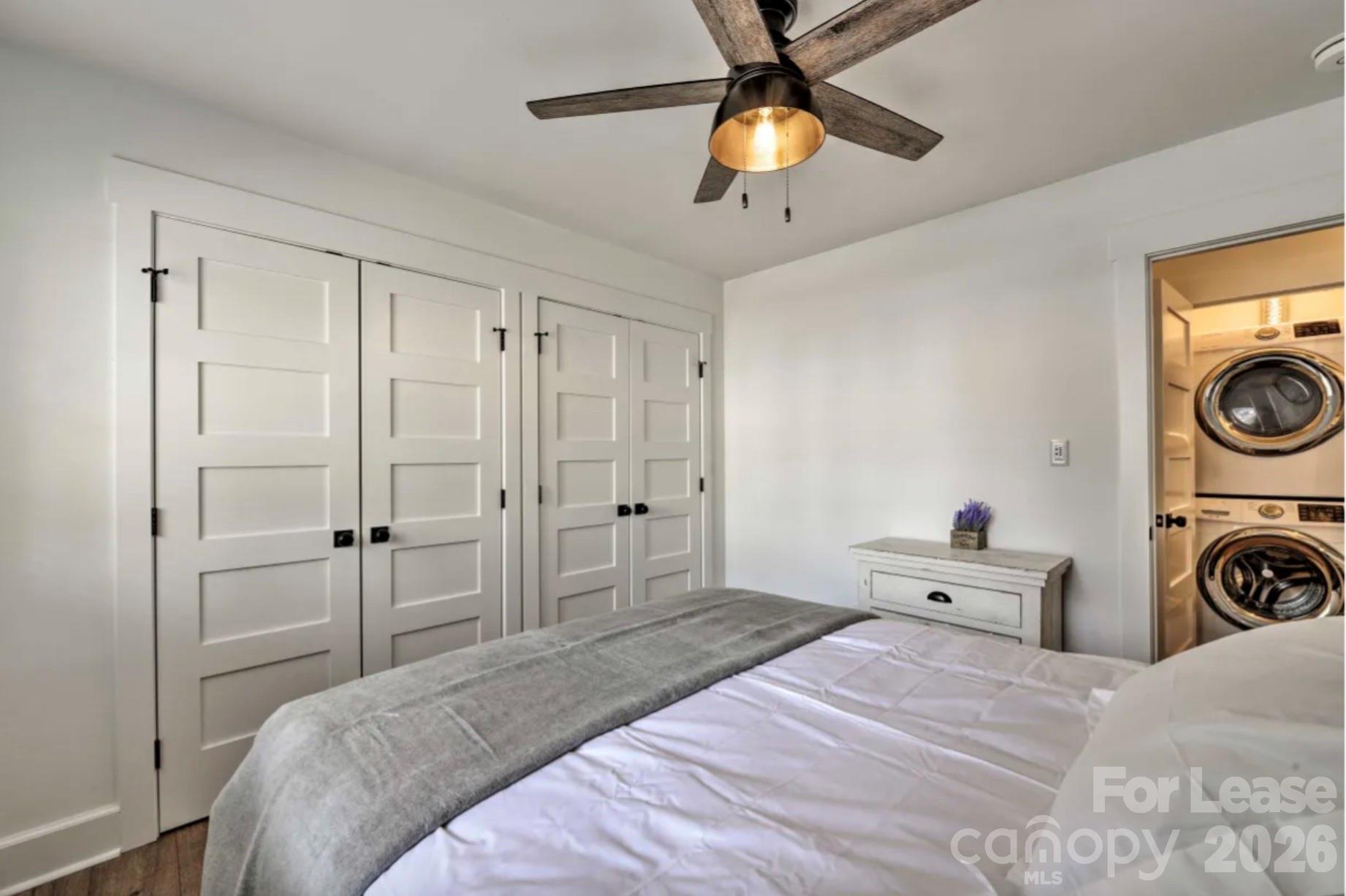 2113 Charlotte Drive Property Photo 4