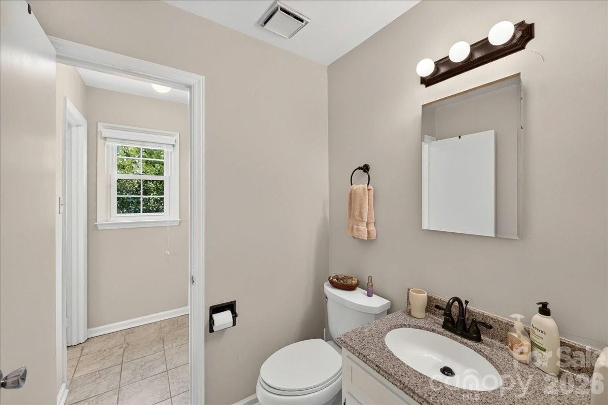 2703 Bremer Court Property Photo 34