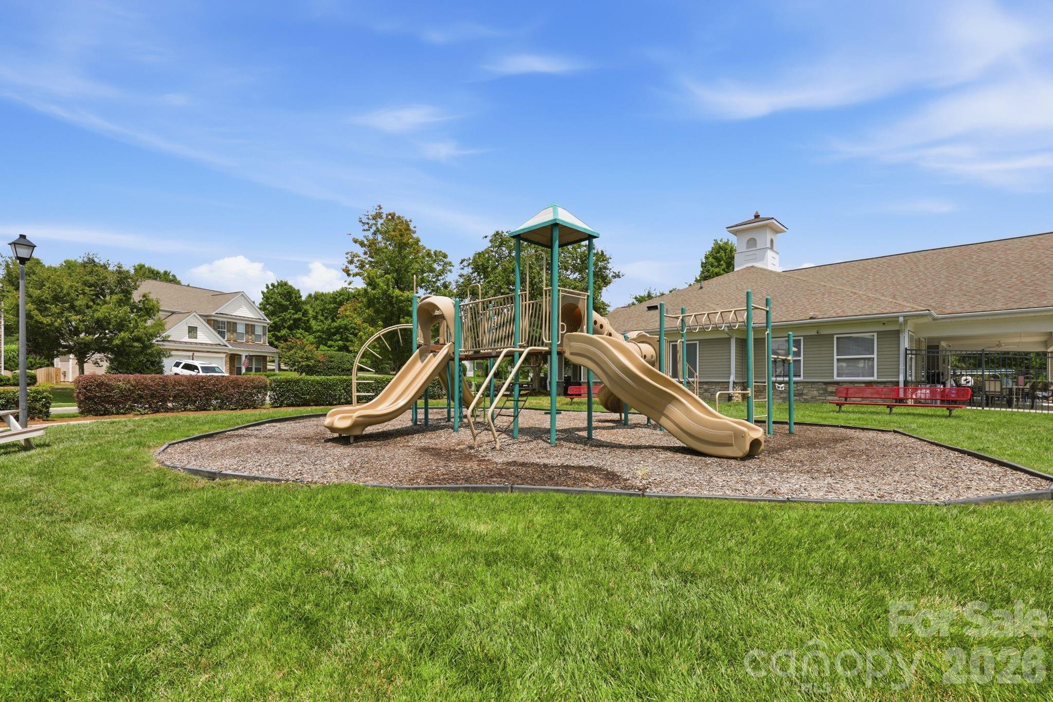 5098 Cressingham Drive Property Photo 42