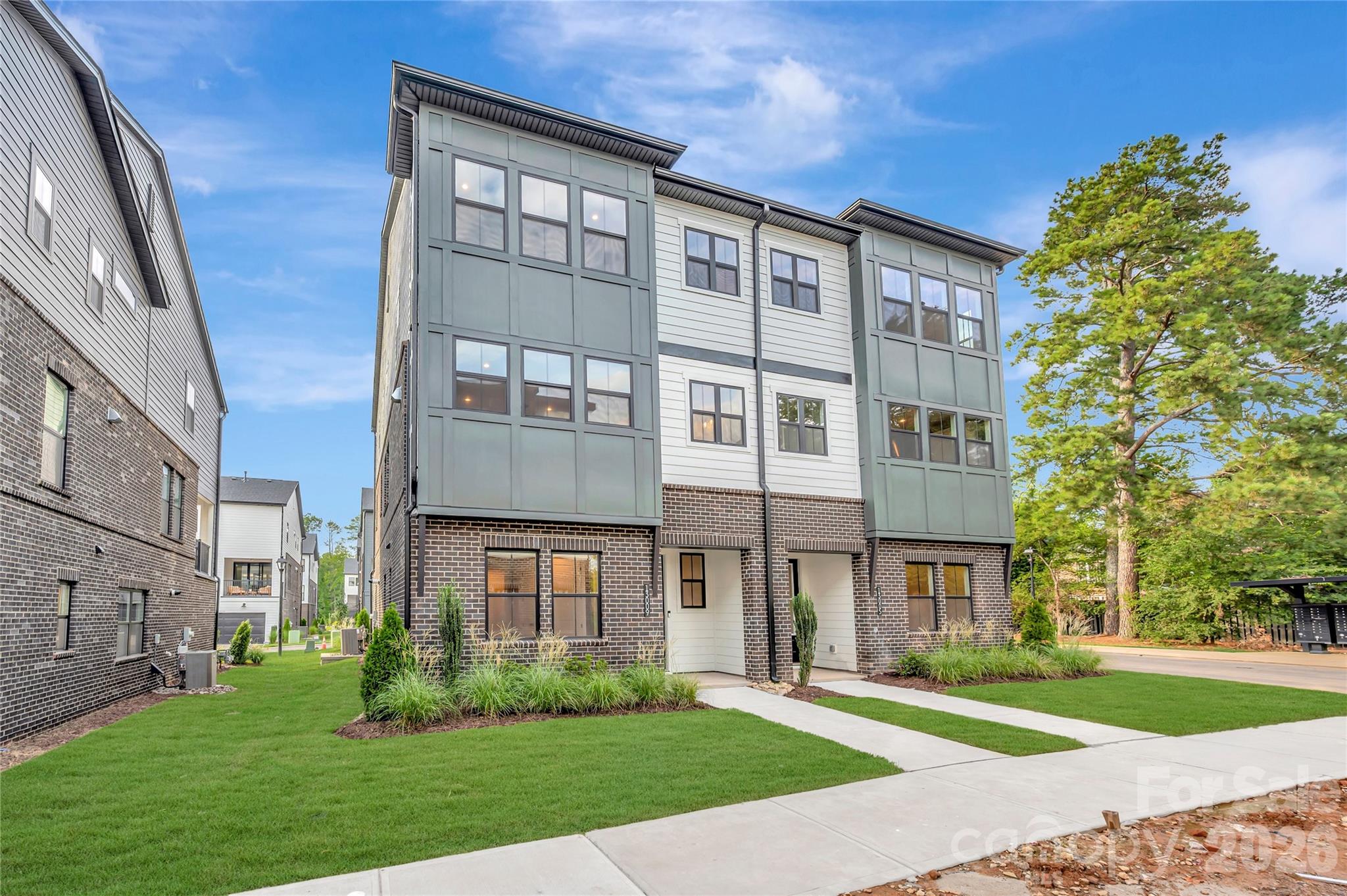 13009 Lucy Park Lane