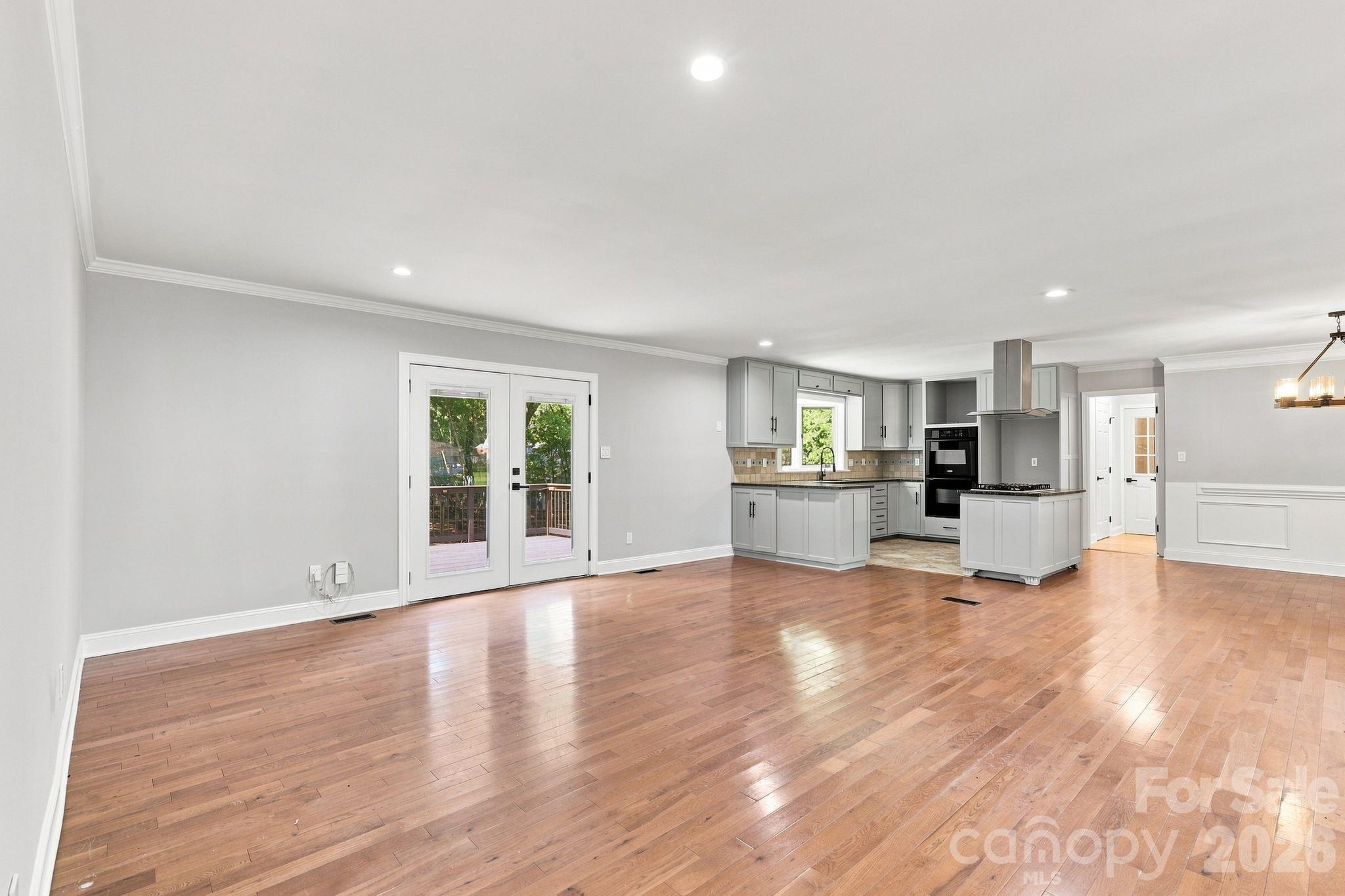 9110 Raintree Lane Property Photo 6