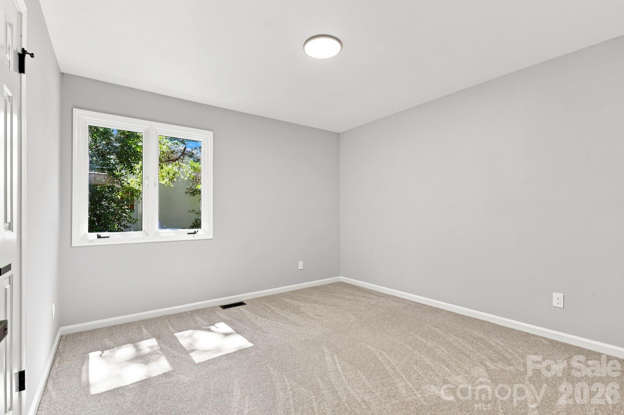 9110 Raintree Lane Property Photo 15