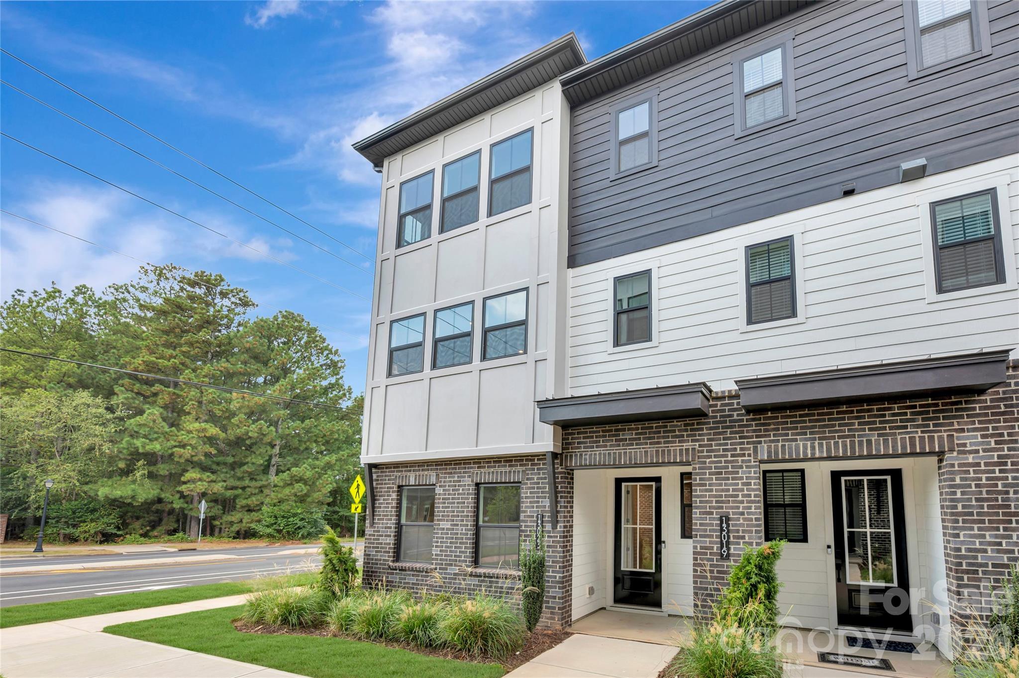 13023 Lucy Park Lane Property Photo 1