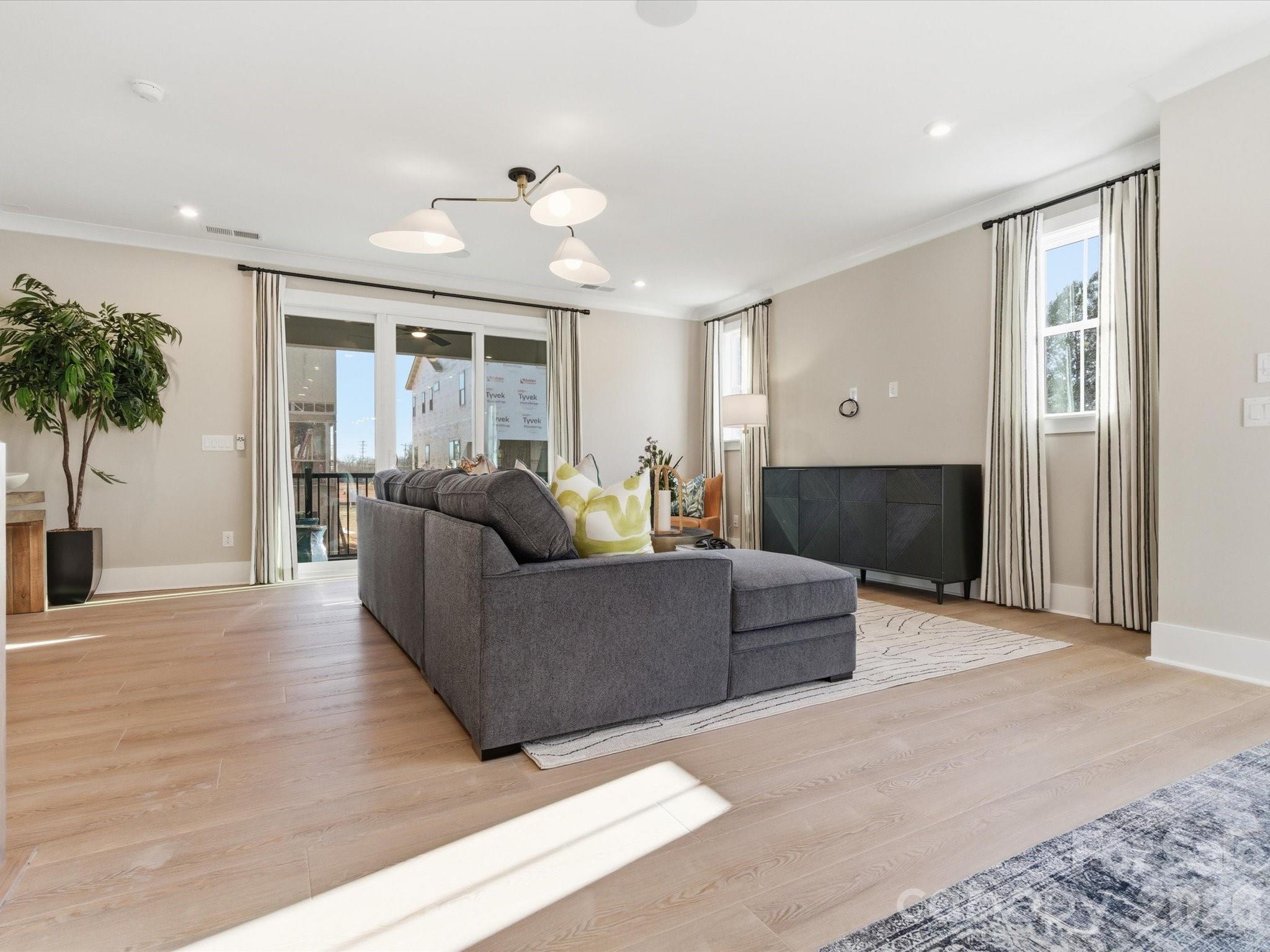 13023 Lucy Park Lane Property Photo 8