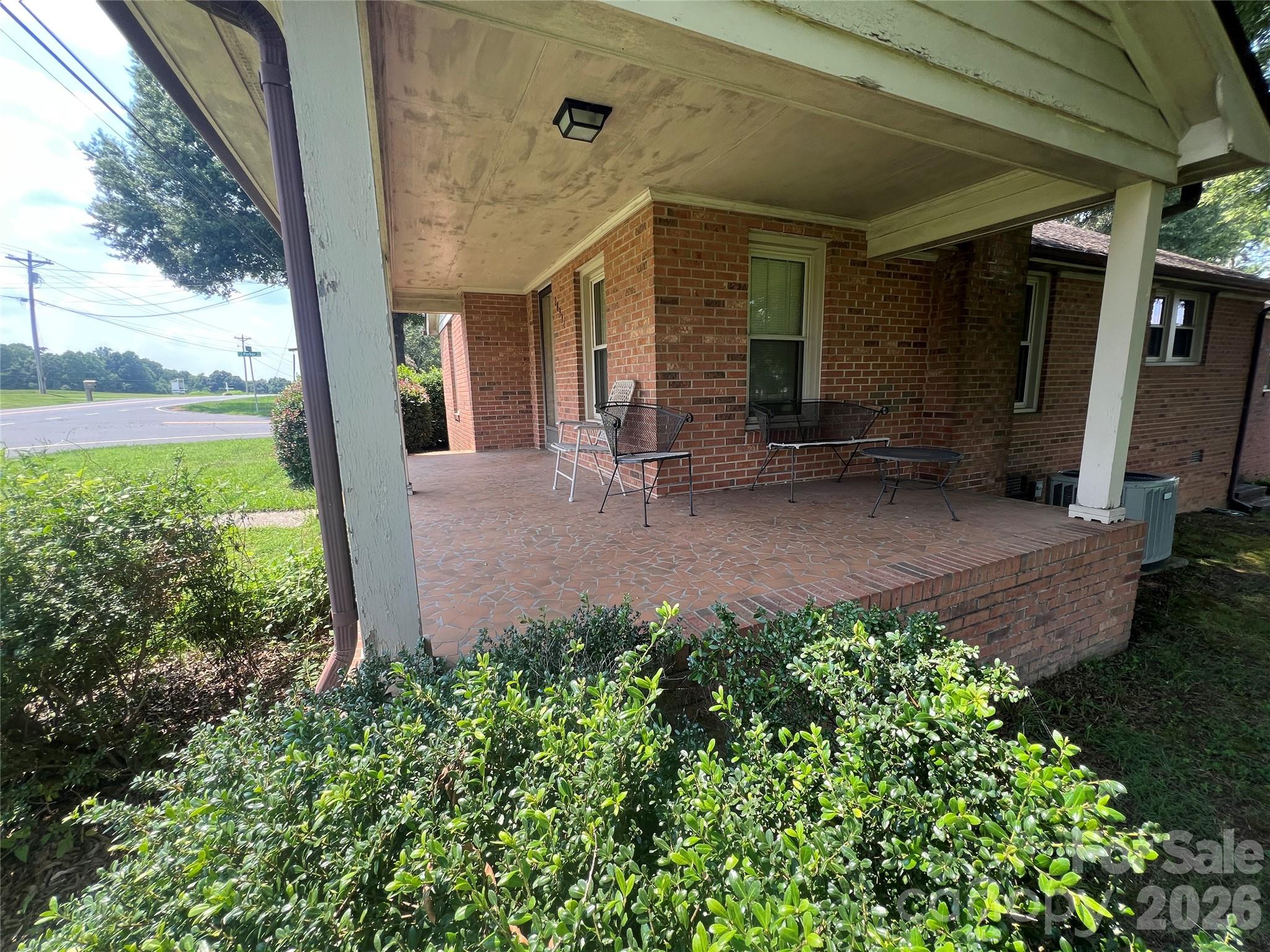 28331 Canton Road Property Photo 3