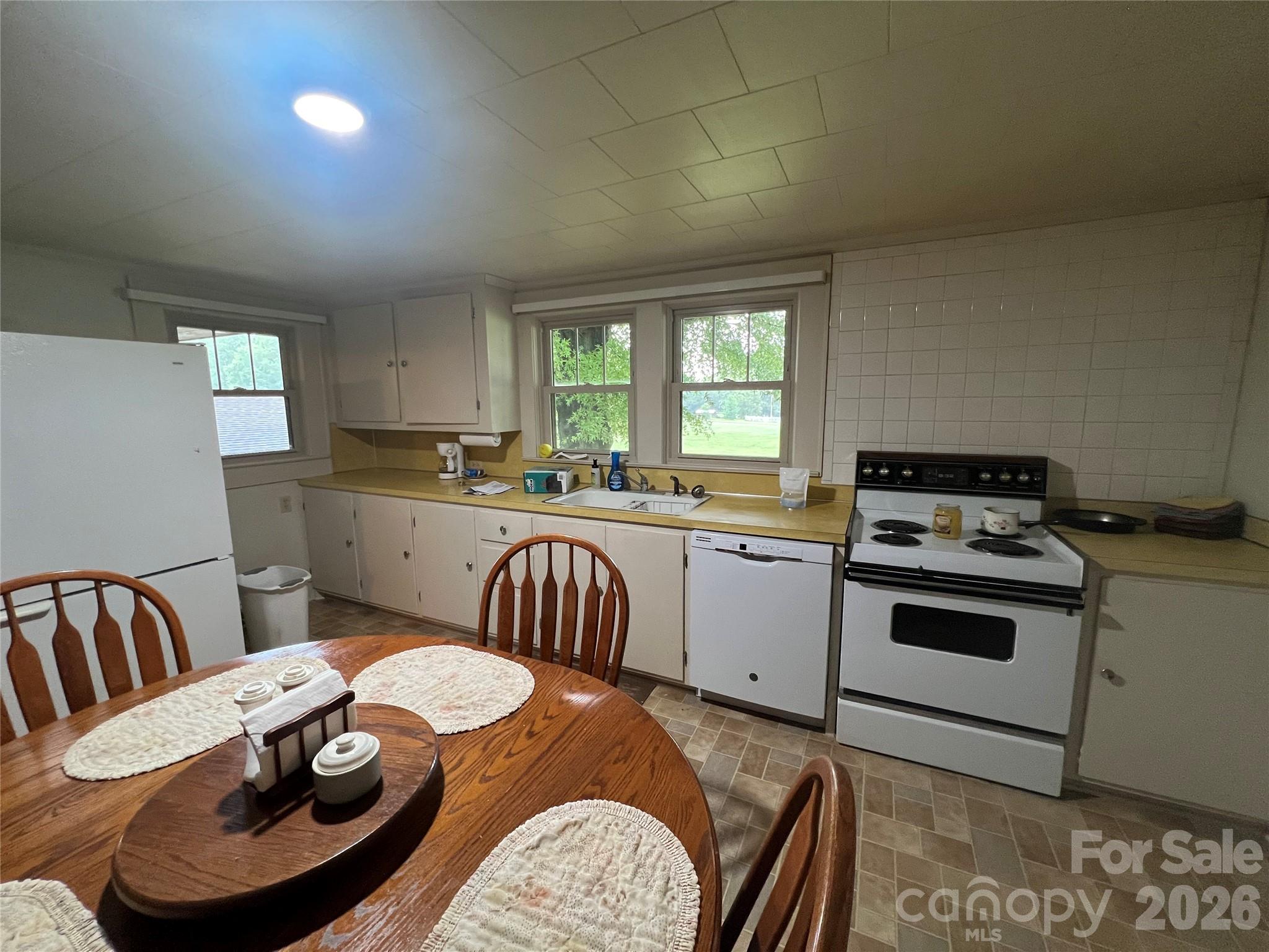 28331 Canton Road Property Photo 19