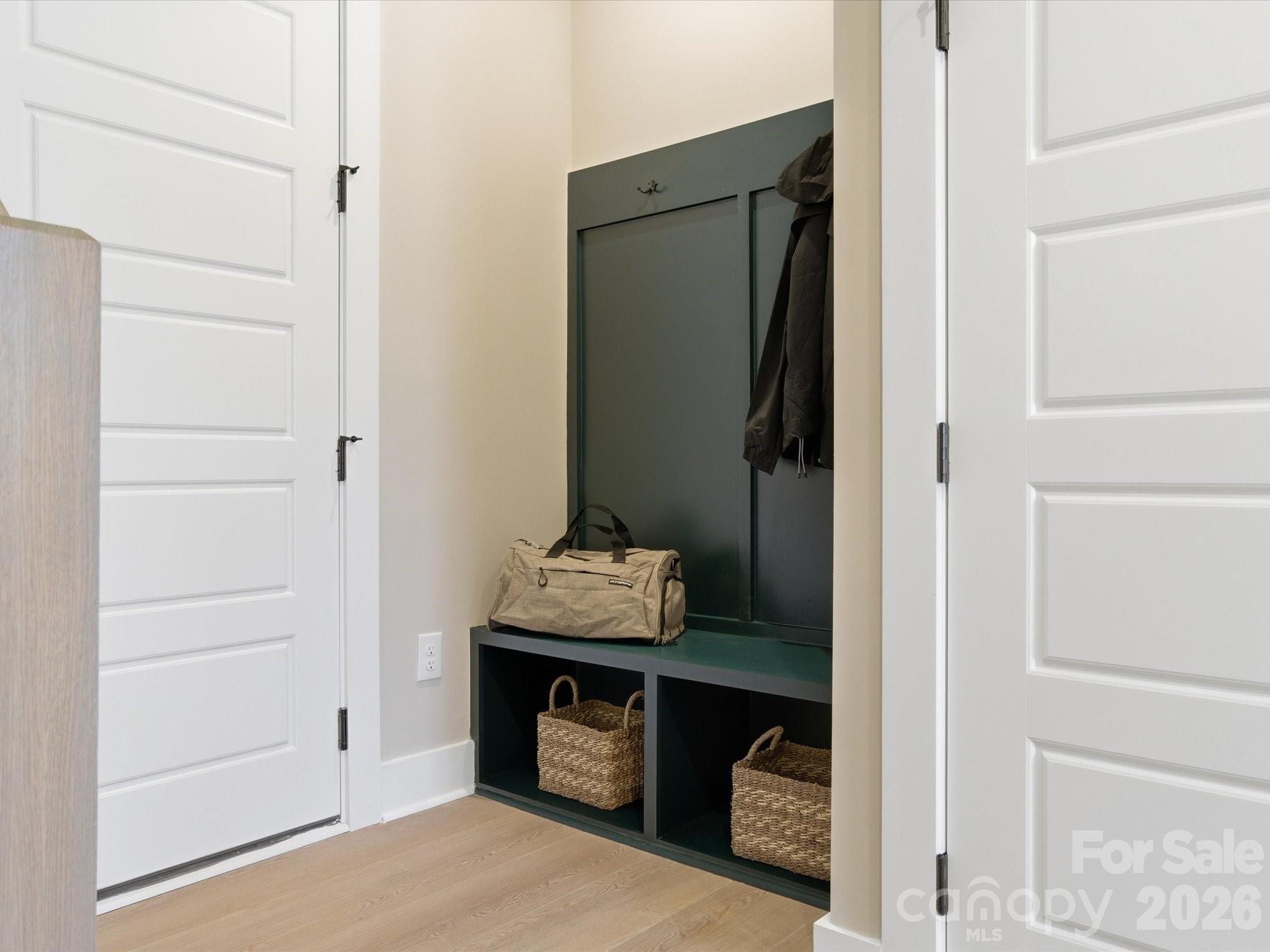 14018 Meera Lane Property Photo 4