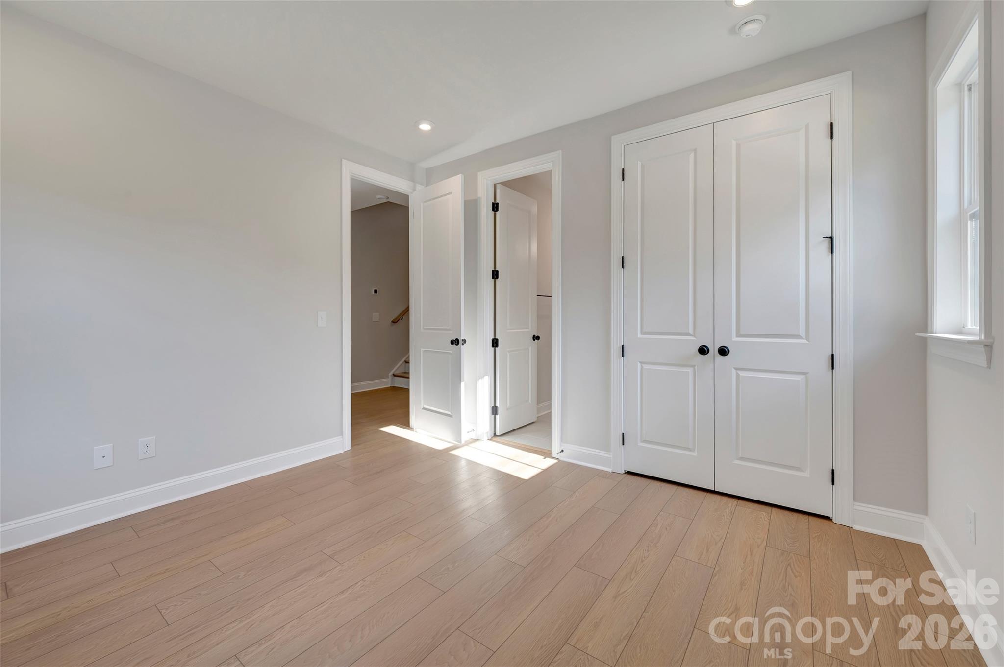 14018 Meera Lane Property Photo 5