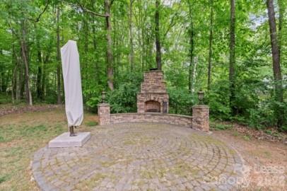 3833 Denmeade Drive Property Photo 6