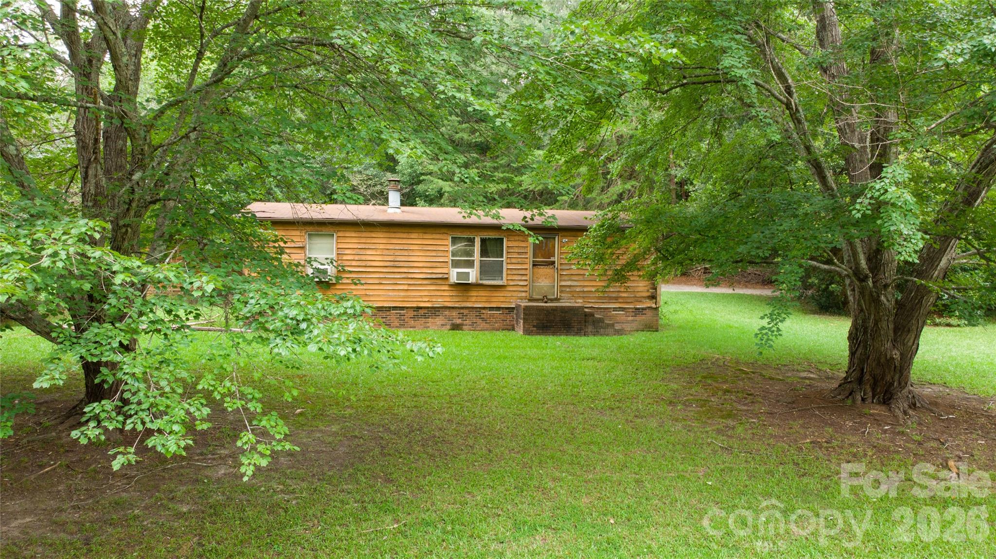 1330 Rosehill Drive Property Photo 1