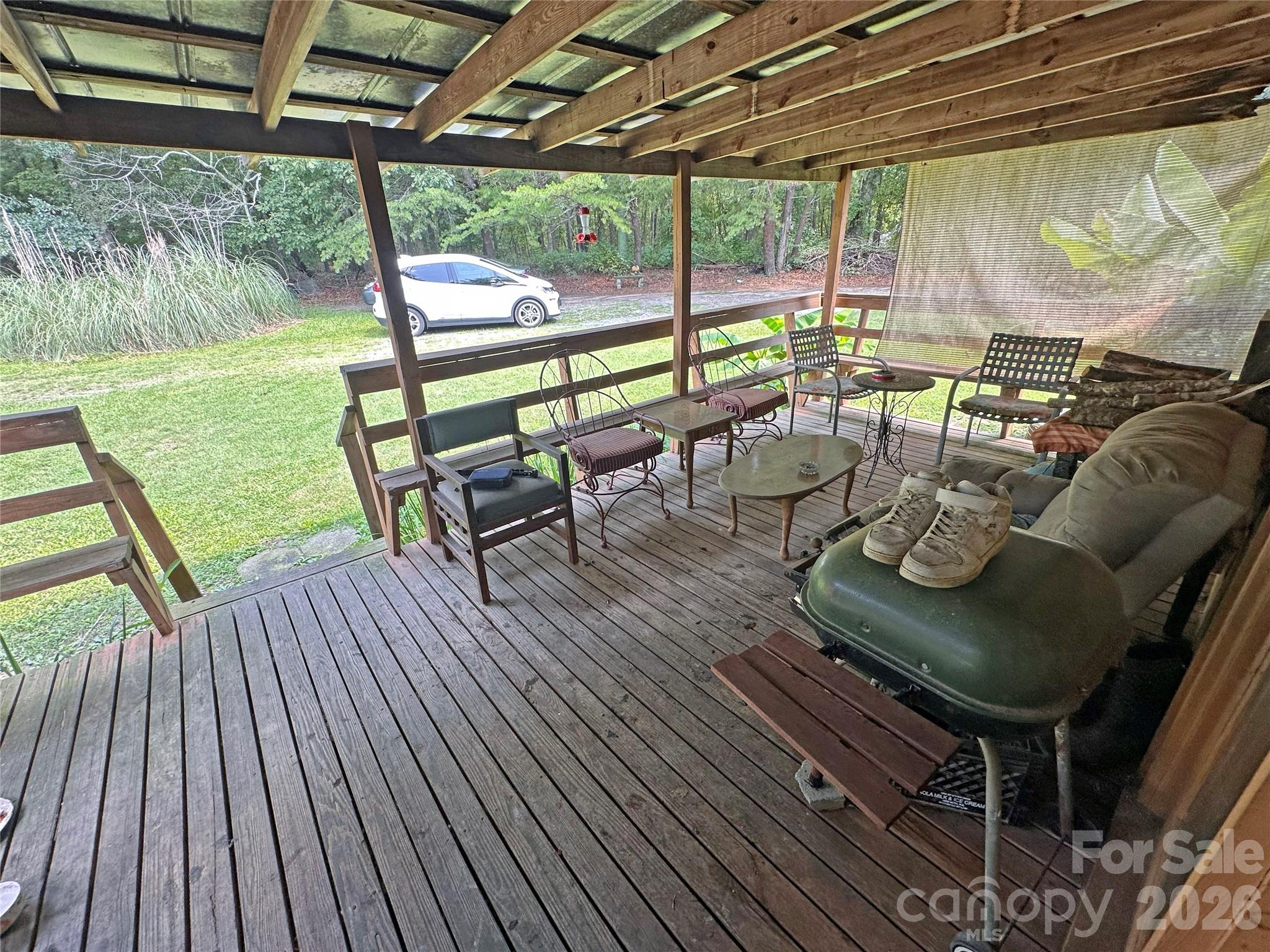 1330 Rosehill Drive Property Photo 11