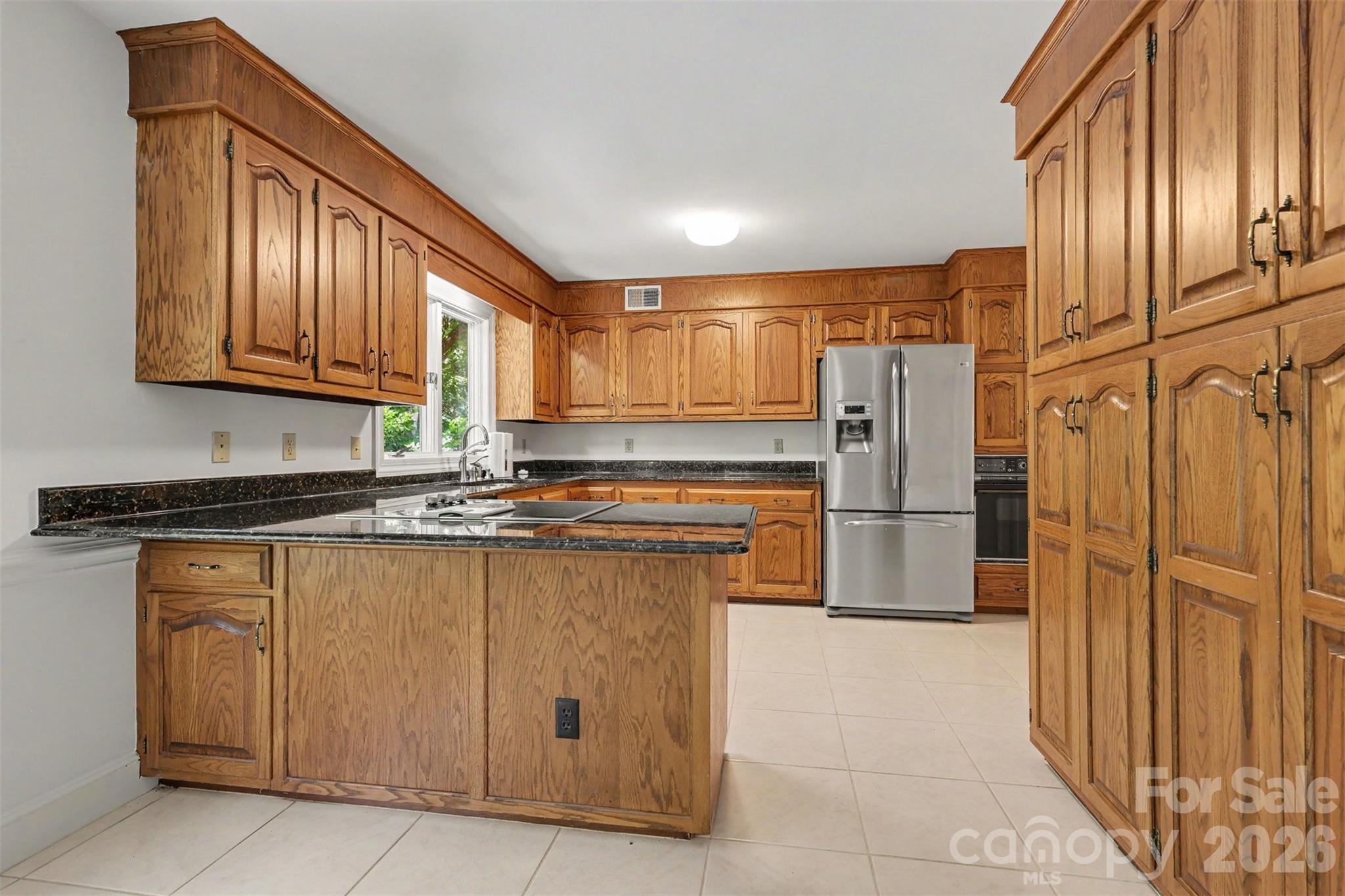 5301 Morrowick Road Property Photo 8
