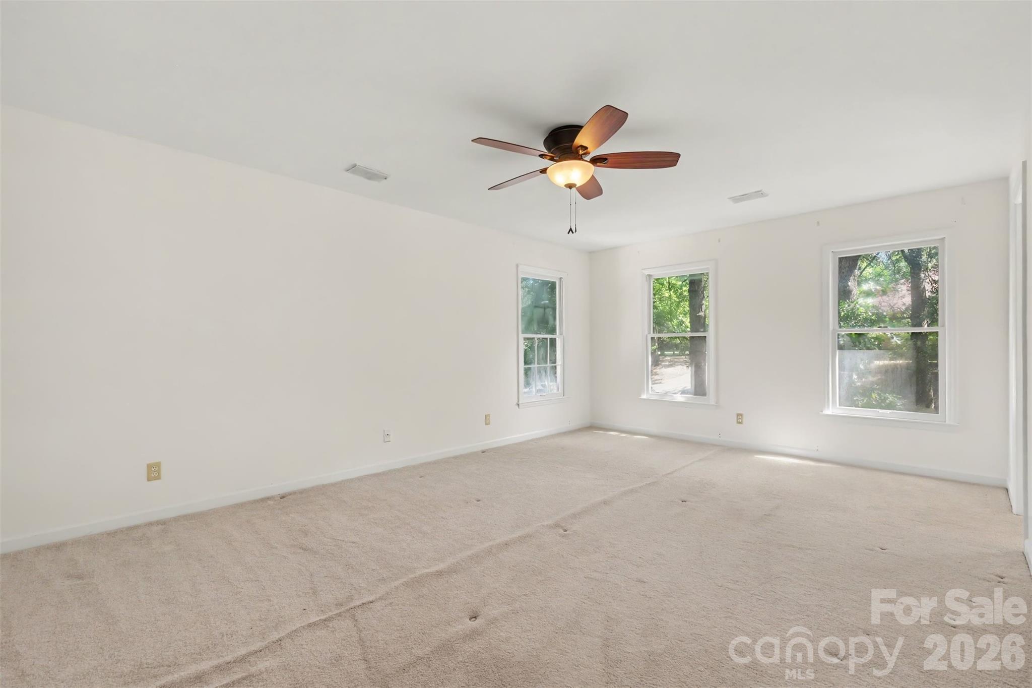 5301 Morrowick Road Property Photo 13
