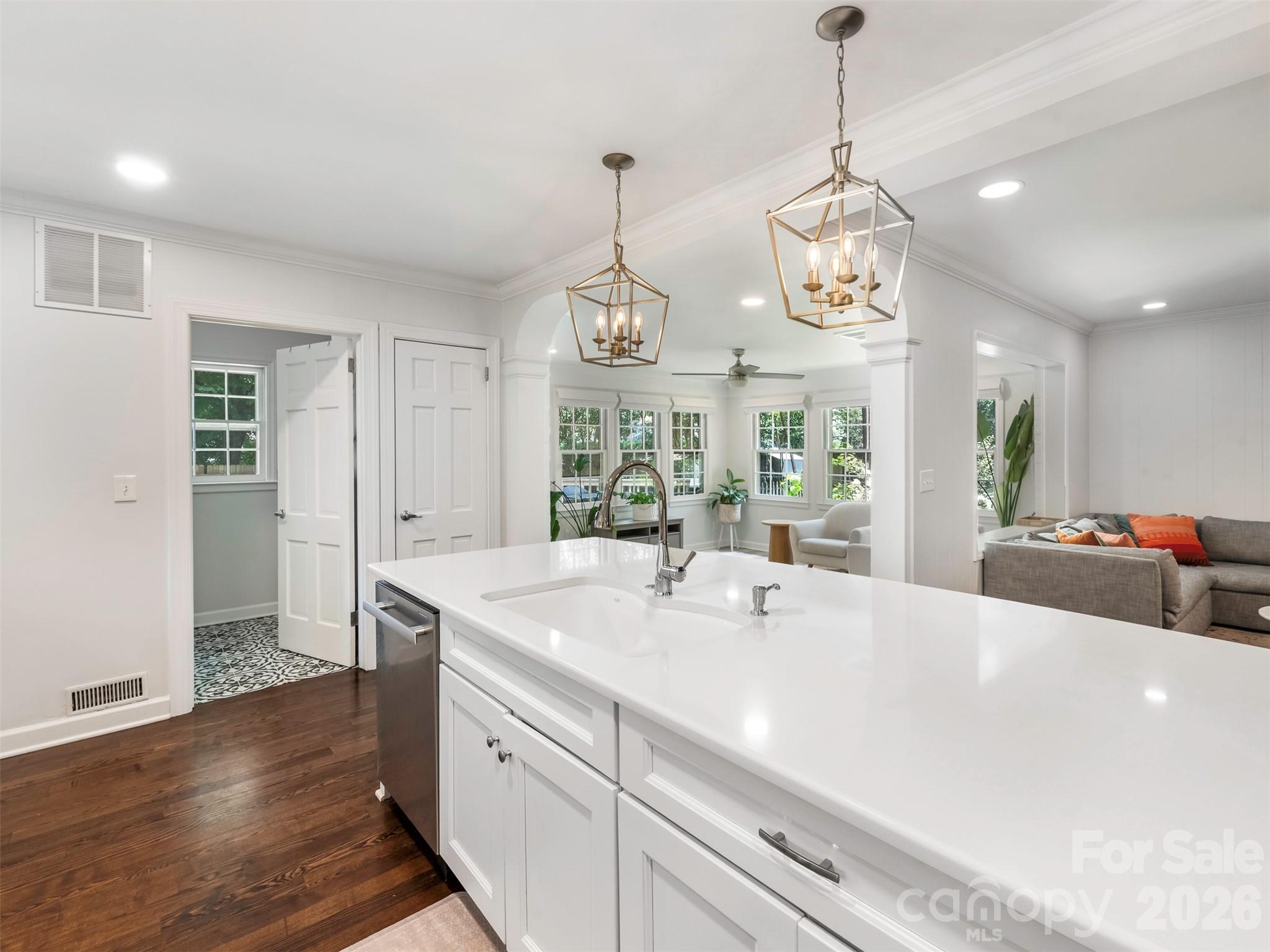 1324 Redcoat Drive Property Photo 14