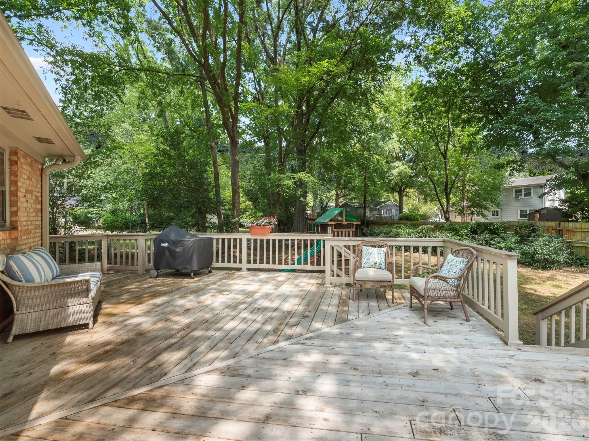 1324 Redcoat Drive Property Photo 35