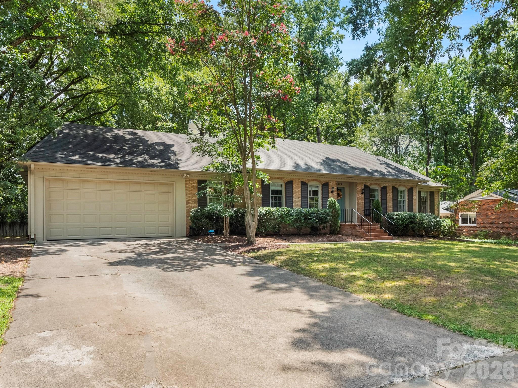 1324 Redcoat Drive Property Photo 42